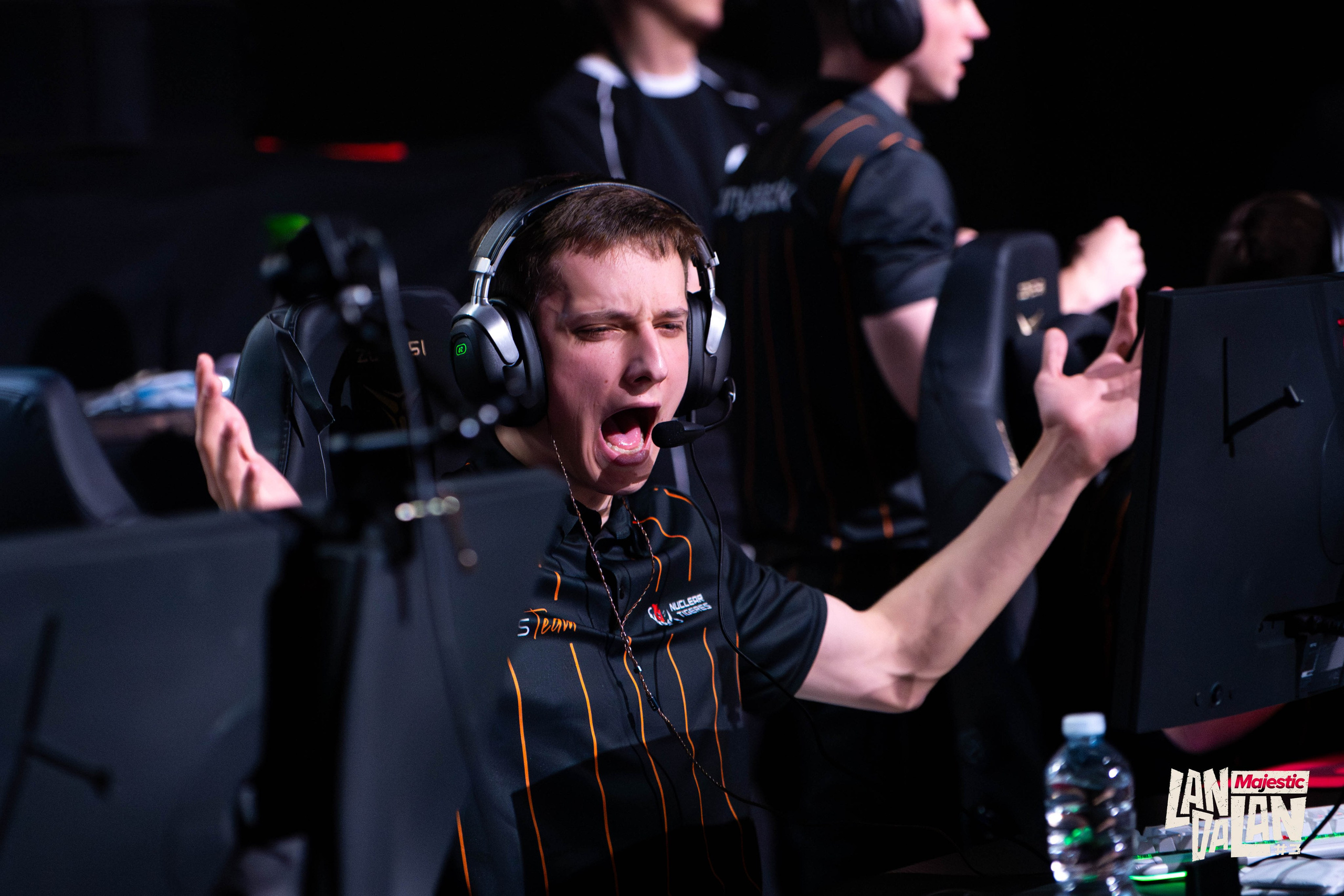 LanDaLan & FRAG & GLuck Yungstar & UCA