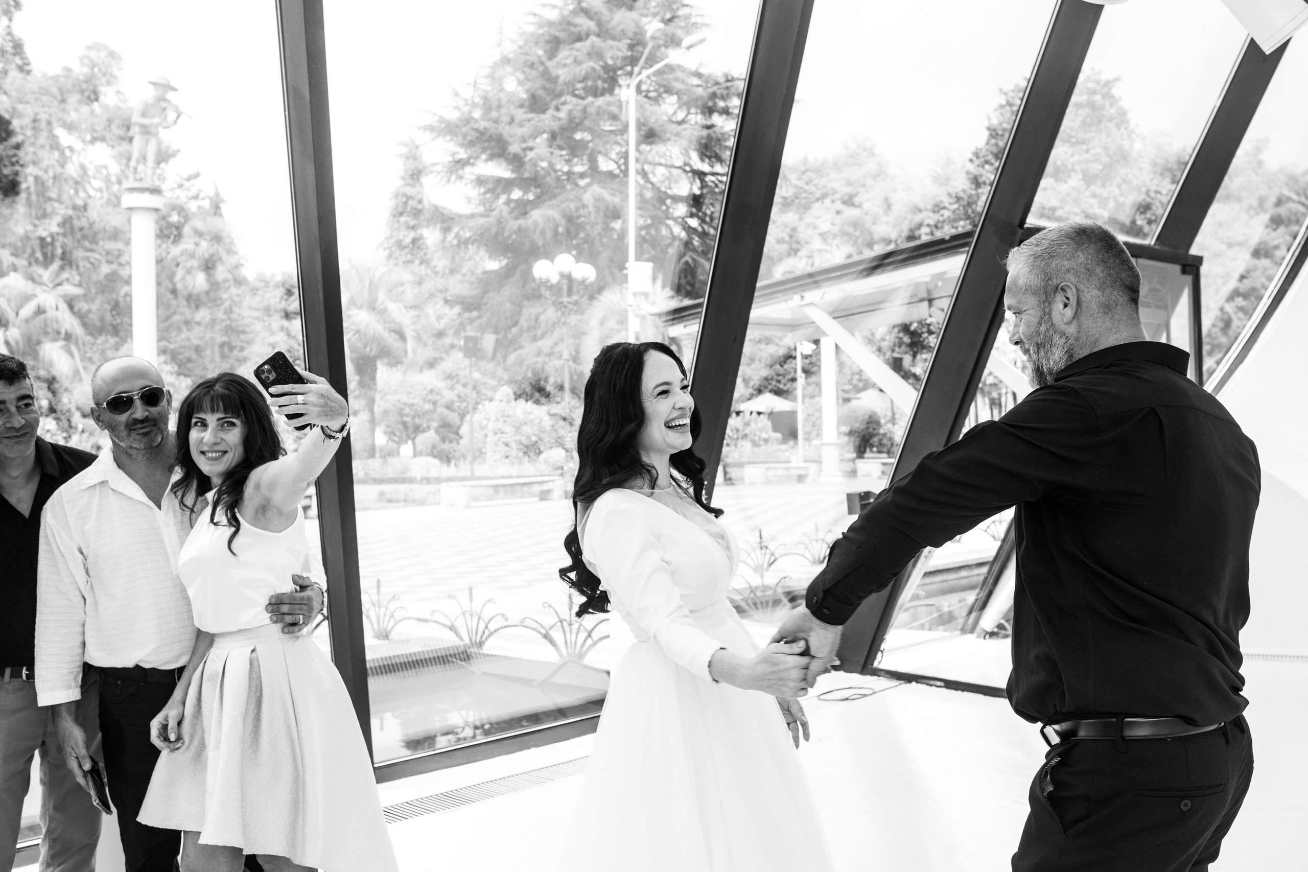 Under the rain. Свадебный, семейный и детский фотограф в Беларуси и за ее пределами