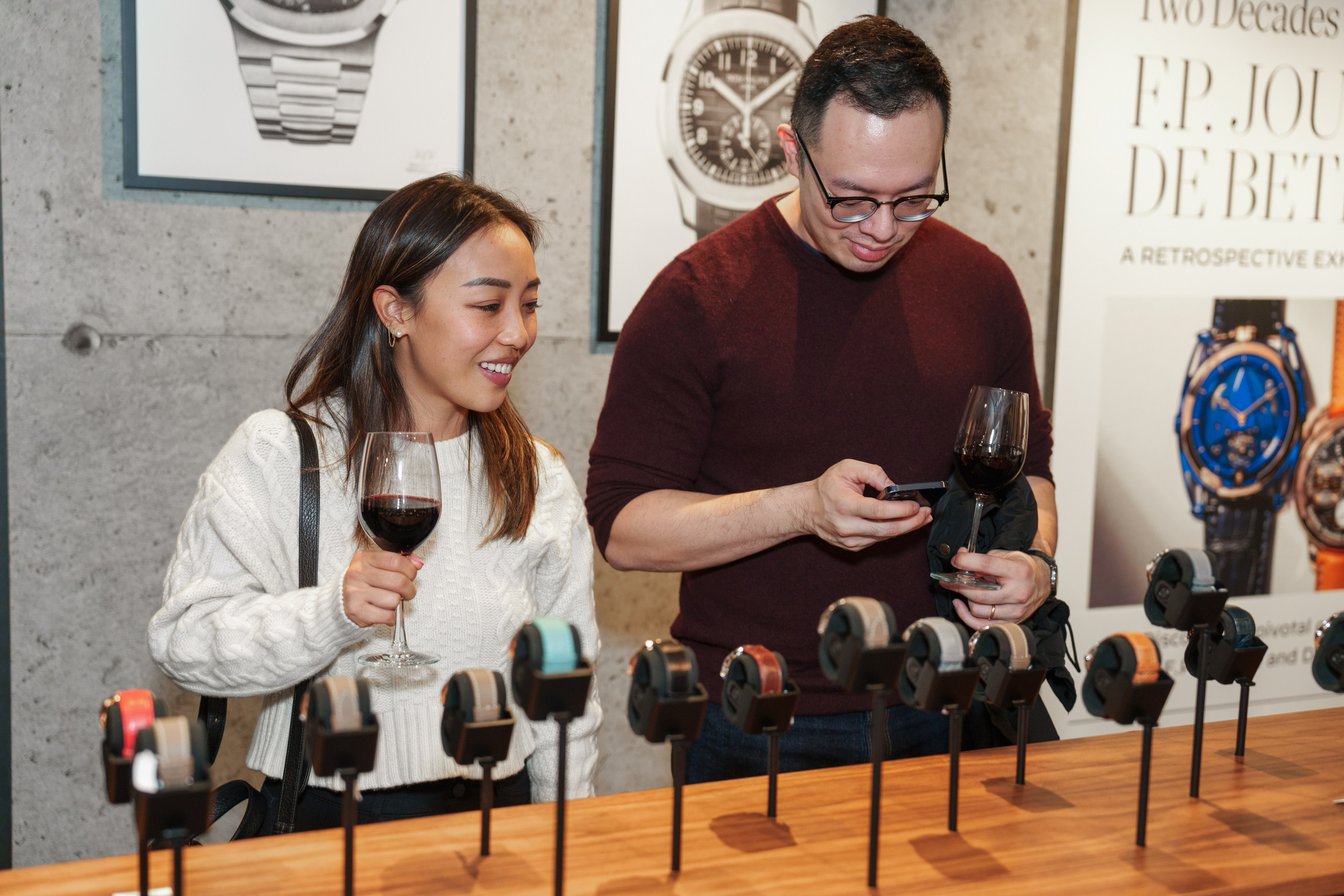 WATCHBOX. ФОТОГРАФ В ГОНКОНГЕ (СВАДЬБЫ, FASHION, СЕМЕЙНЫЕ, МЕРОПРИЯТИЯ, ФОТОПРОГУЛКИ)