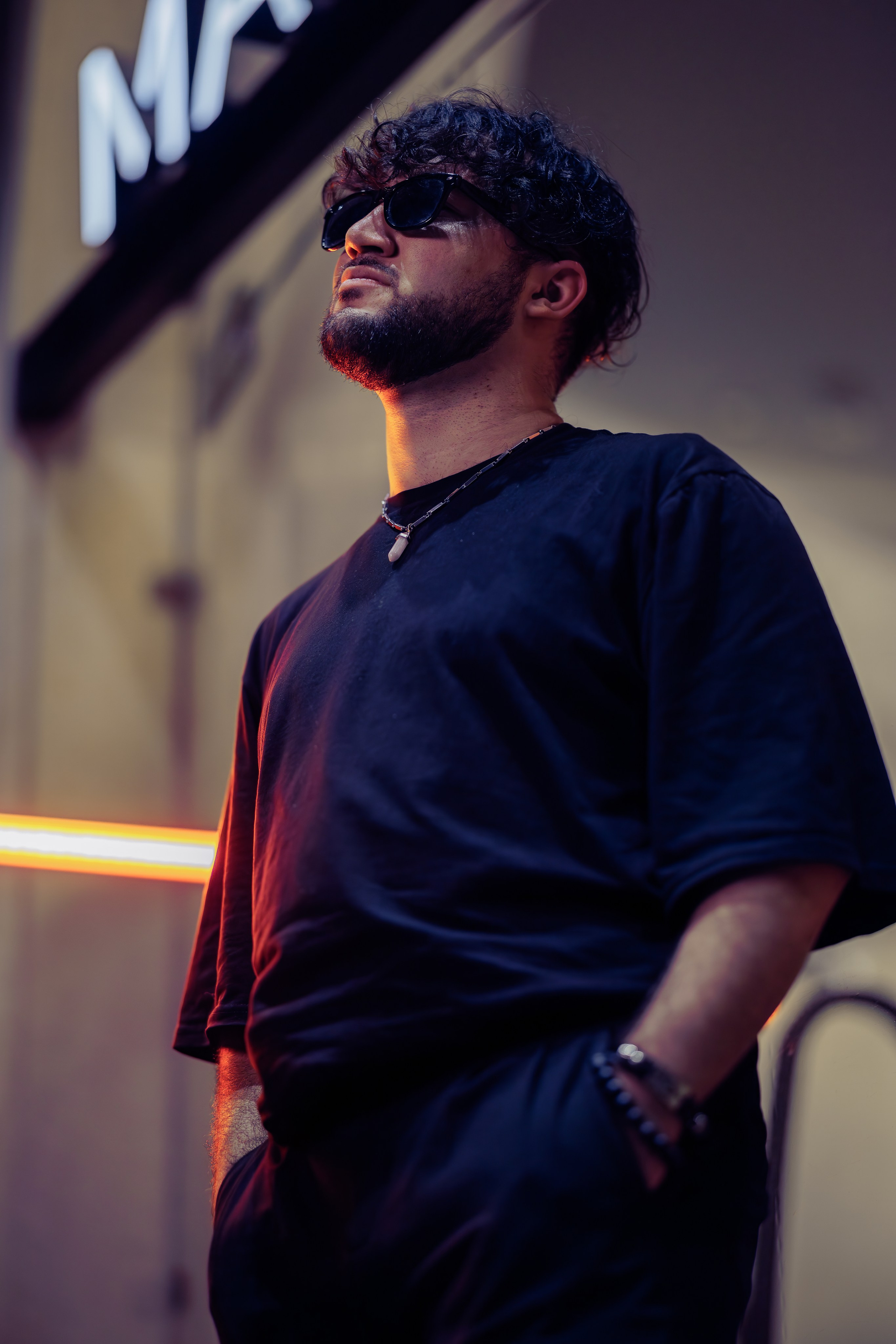 Farrukh. Nifty photography — коммерческий и портретный фотограф в Ташкенте. Студийная и выездная съёмка