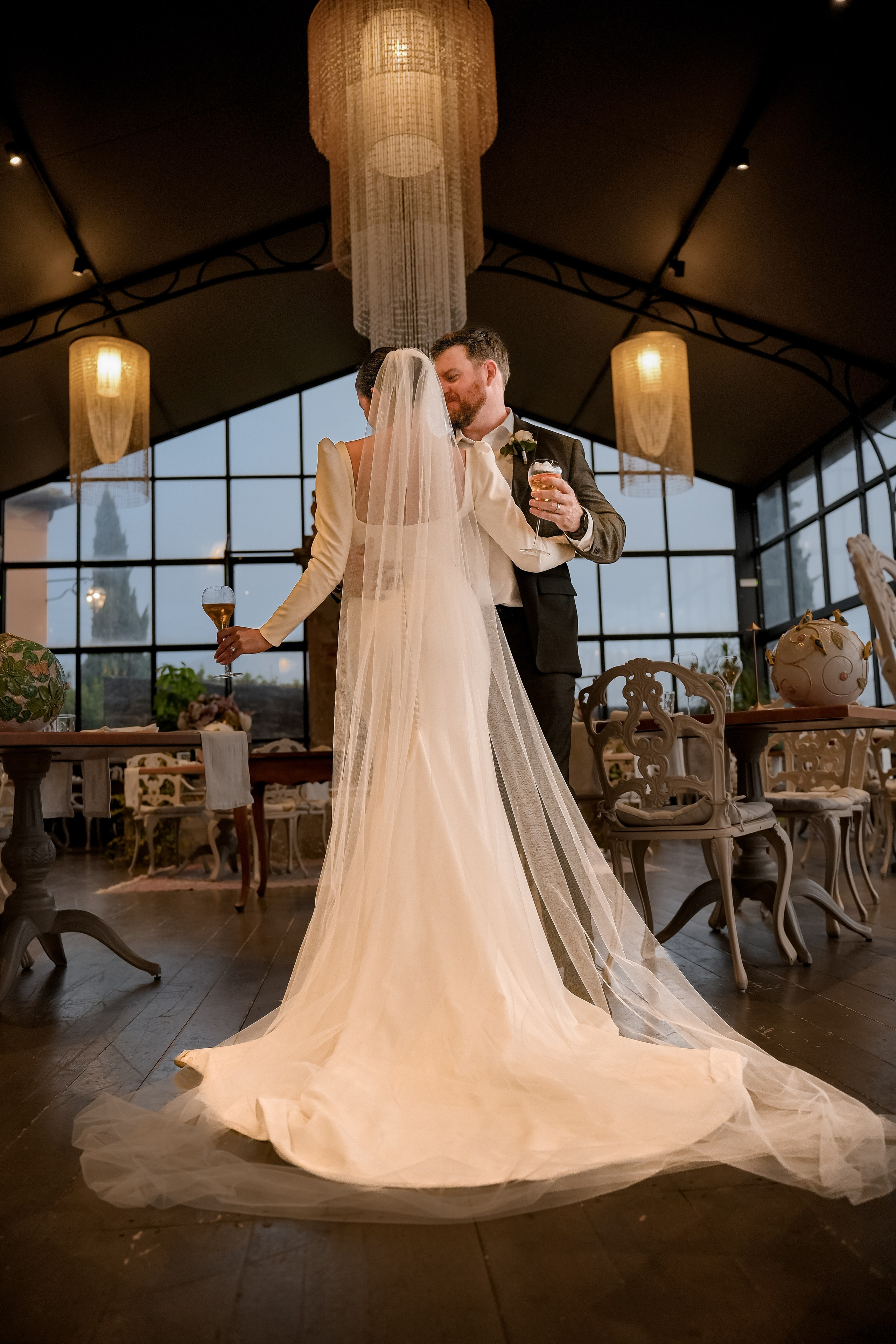 Elopment in Cortona. Villa Falconiere. Wedding Photographer in Italy