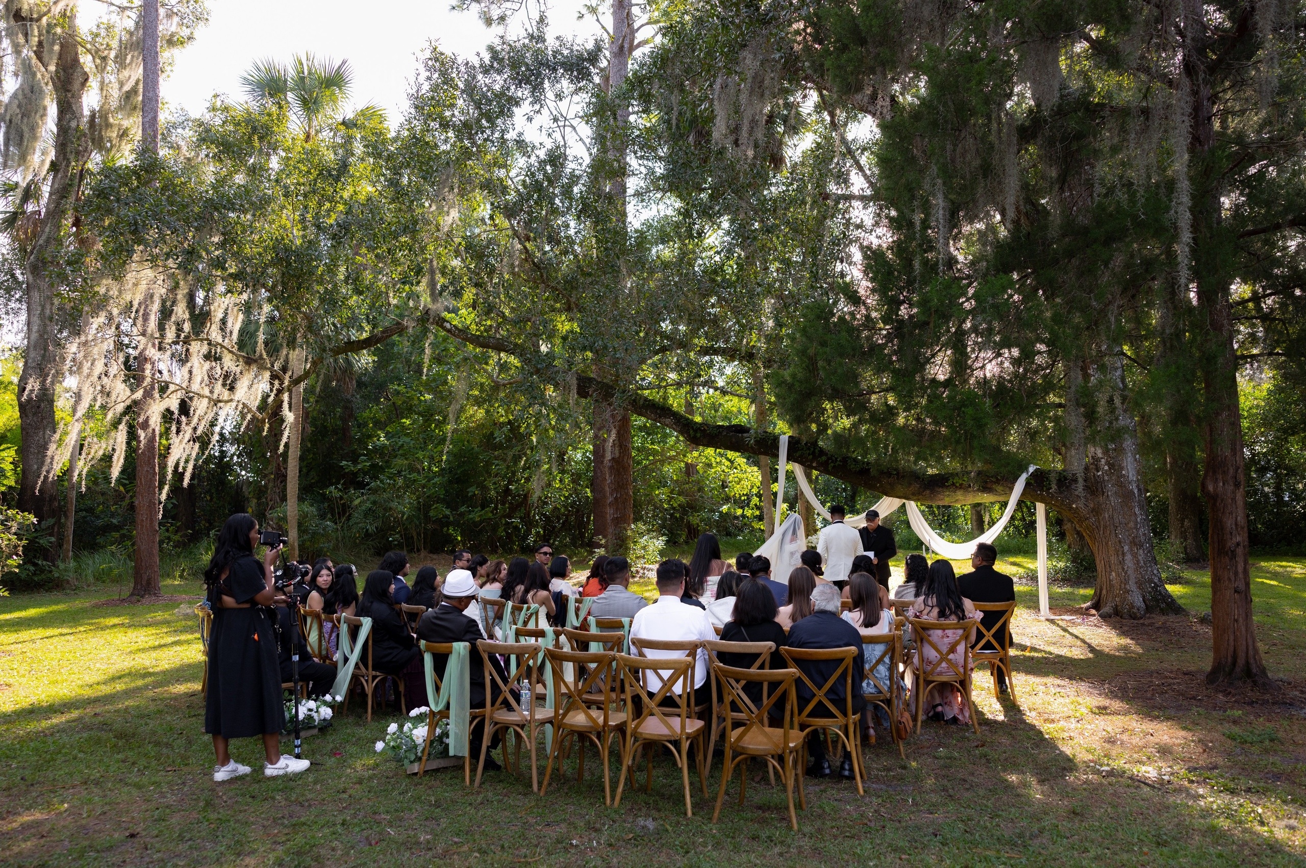 Eunice and RJ. Orlando. Photographer Anastasia Nagibina