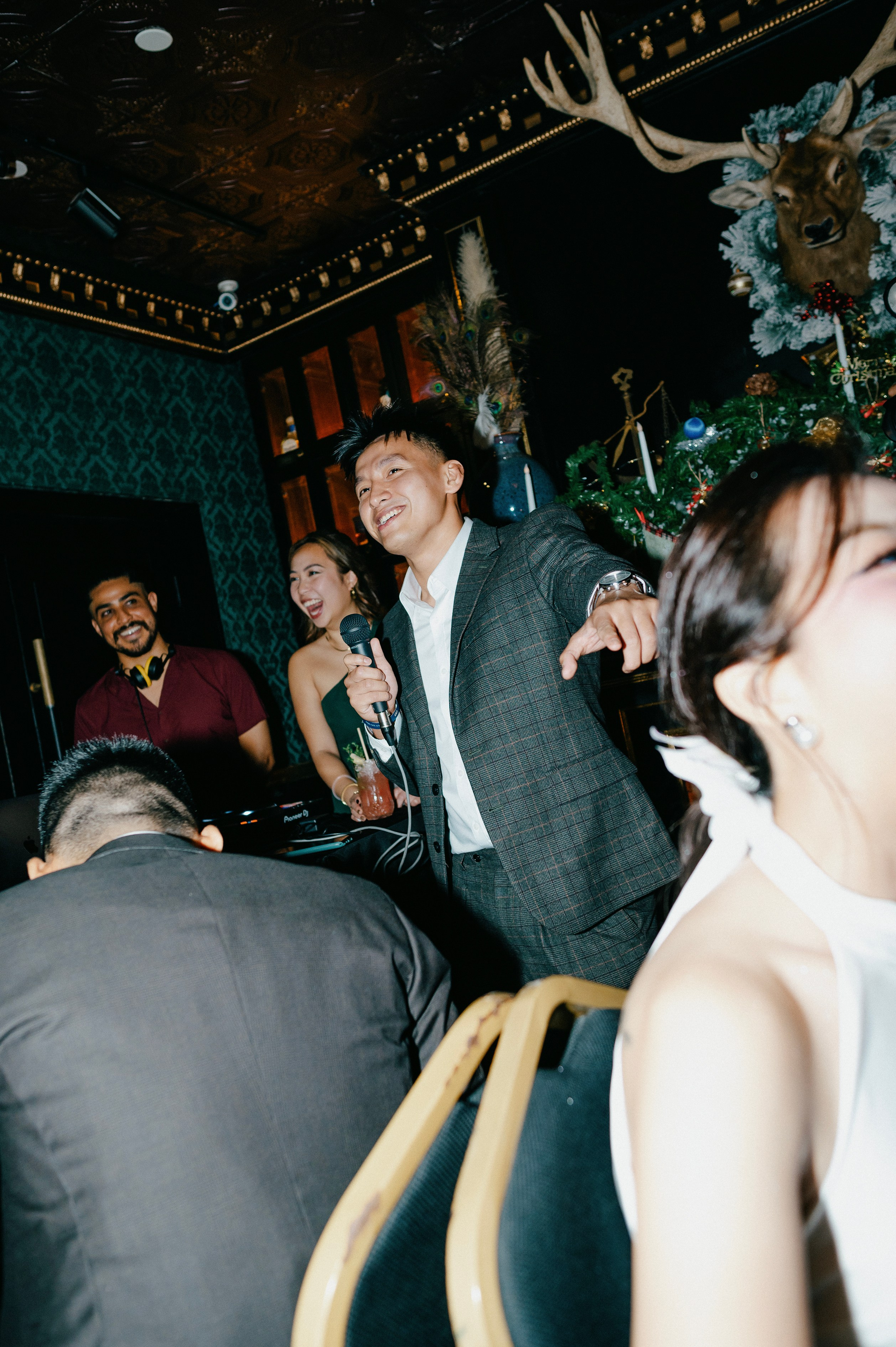 HIEP & TRINH / After wedding. Nhiếp ảnh gia đám cưới hàng đầu tại Thành Phố Hồ Chí Minh