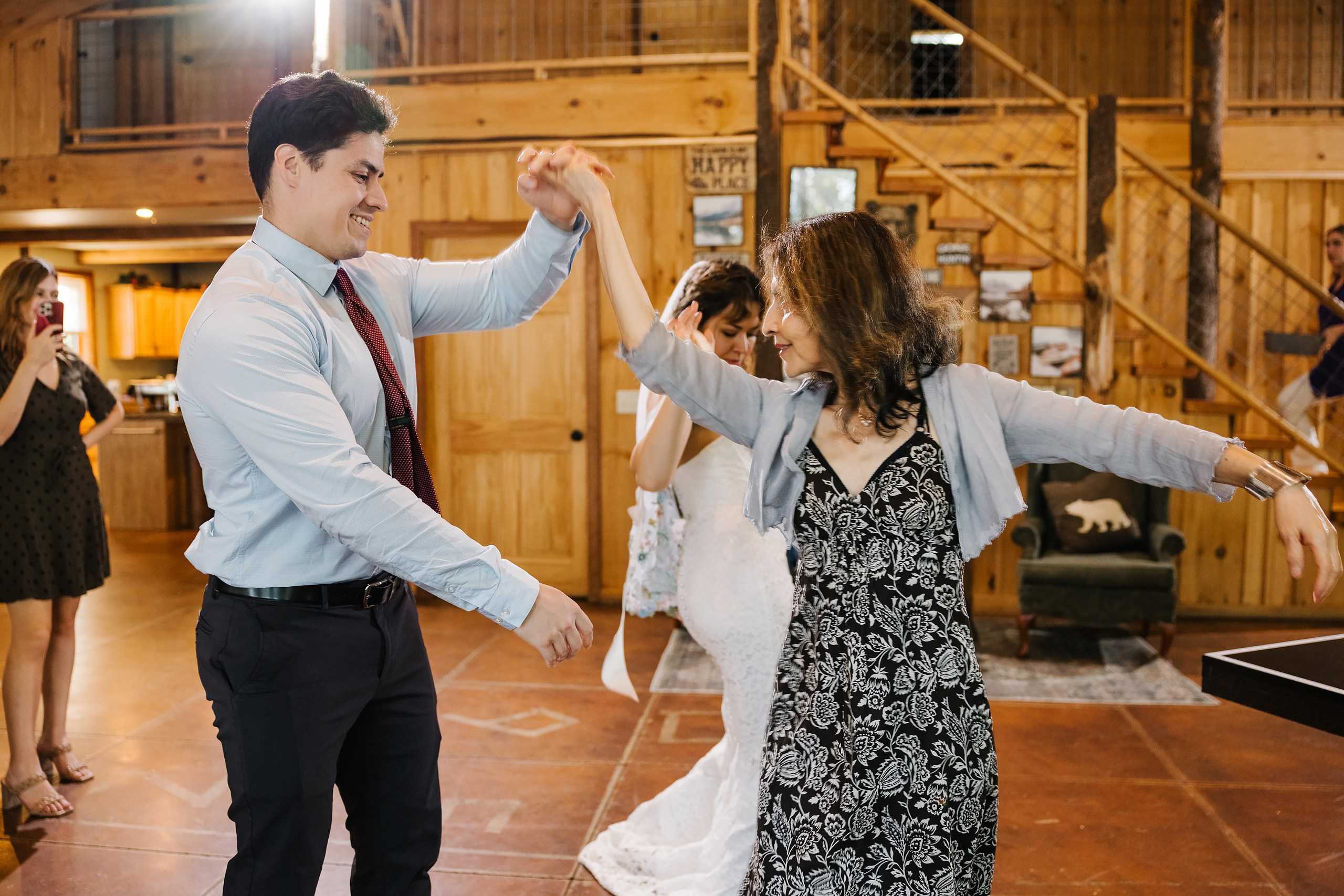 07.12.2025 Wedding. Wedding family event photographer in Chicago Nick Yushevich