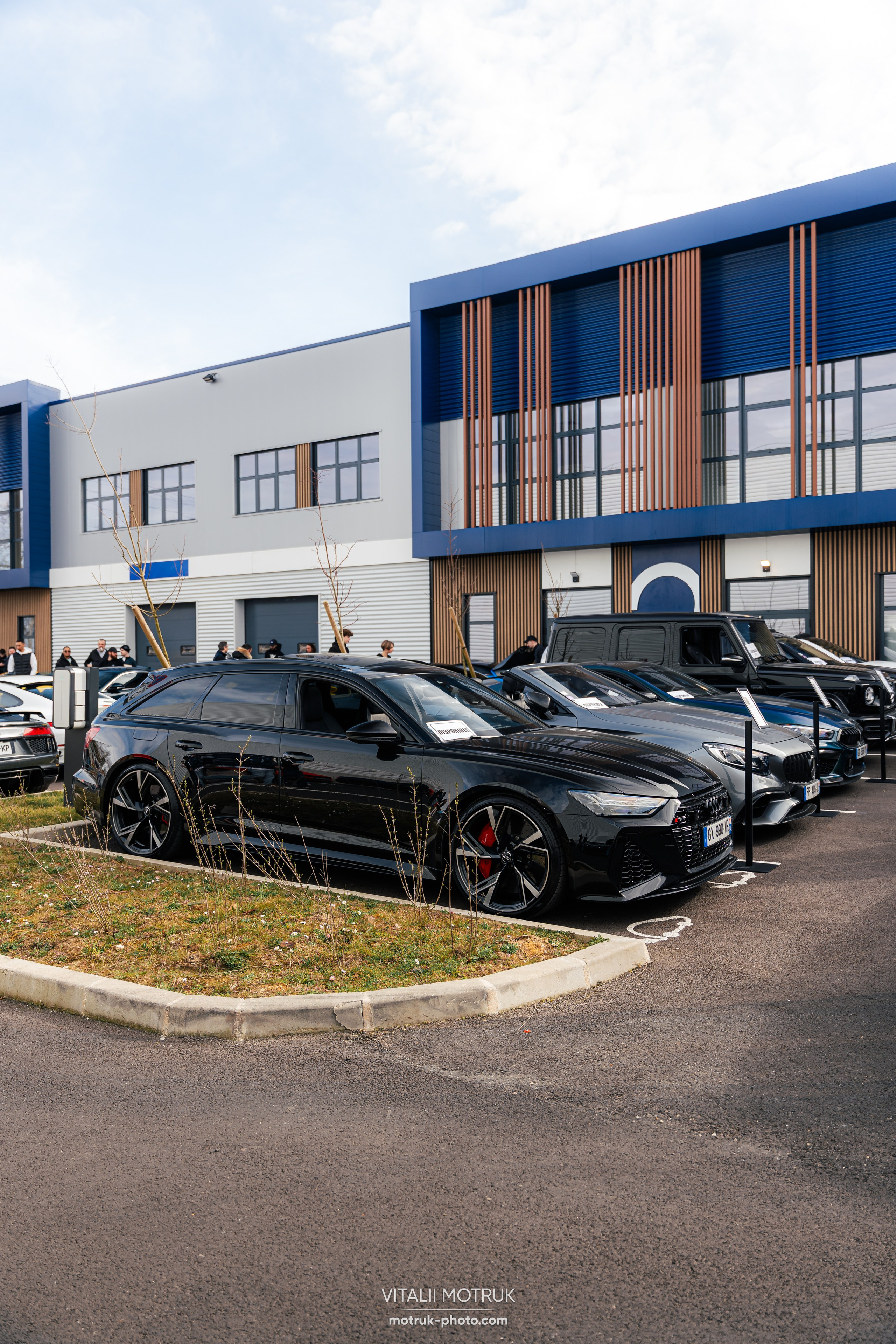Cars and Coffee 9 mars — BEMA. Photographe de voitures à Paris — Vitalii Motruk