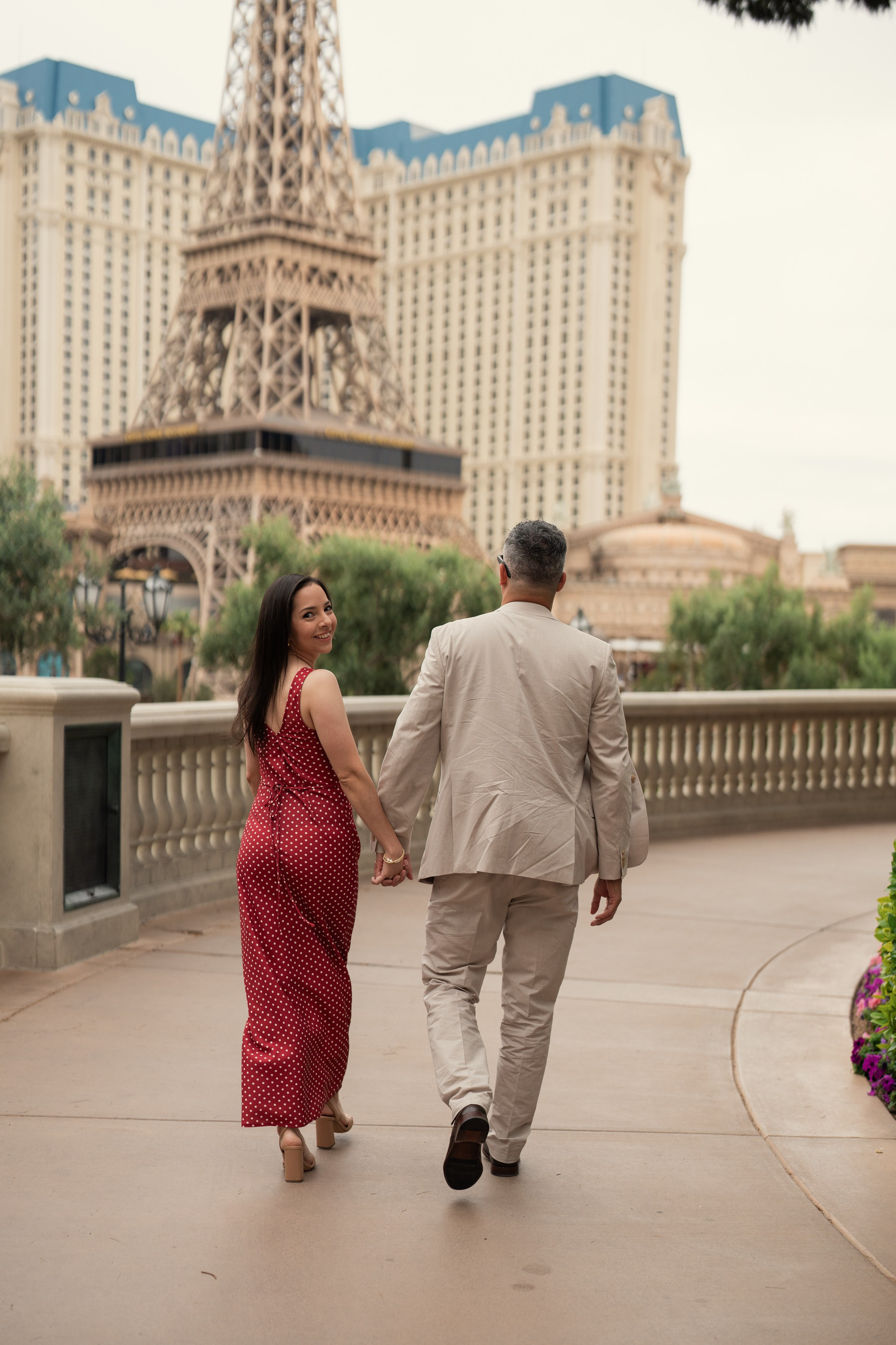Erin&Josh. Wedding & elopement photographer Viktoriya Kravtsov. Las Vegas