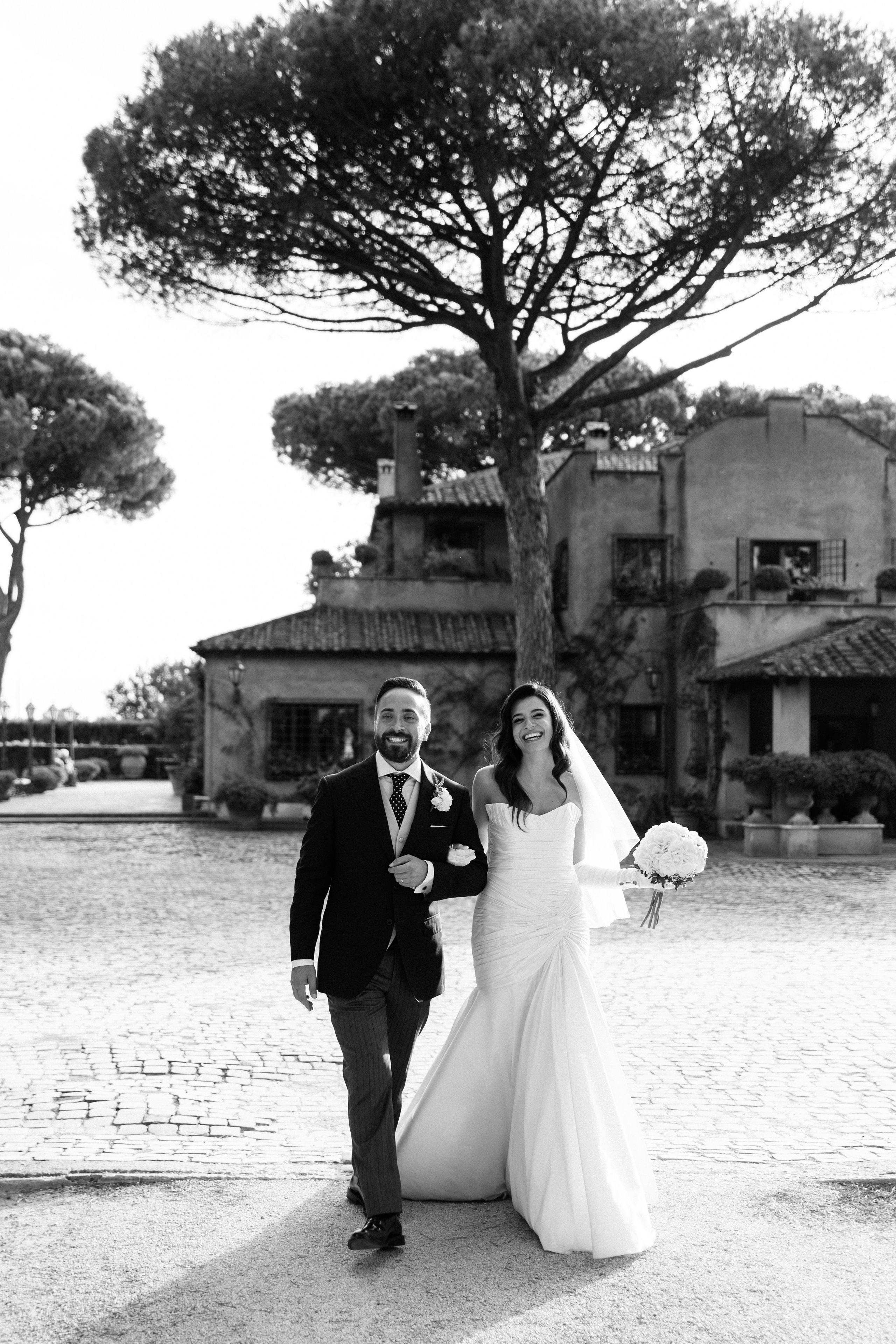 Wedding photographer Italy Rome, Tuscany, Lake Como, Sicily, Puglia. Wedding Photographer Rome Tuscany Como Sicily Puglia Amalfy Italy- Oksana Savenchuk