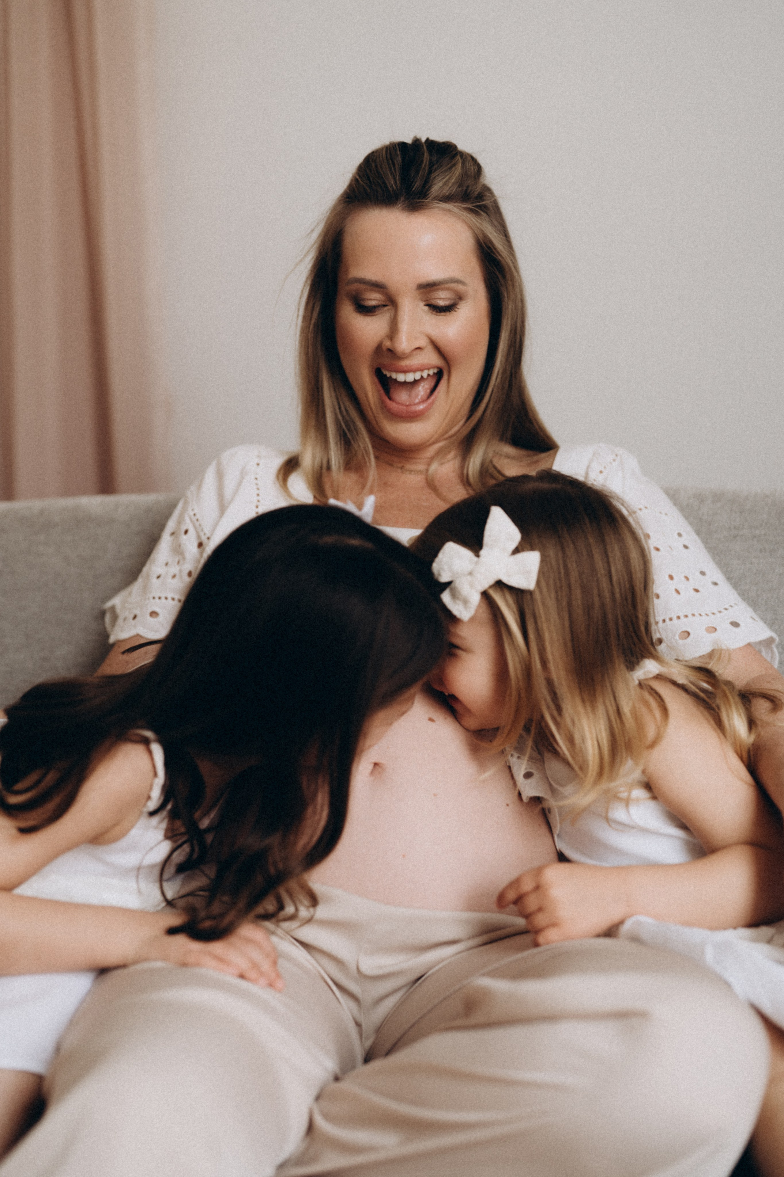 Emily. Modern maternity photographer in Long Island New York