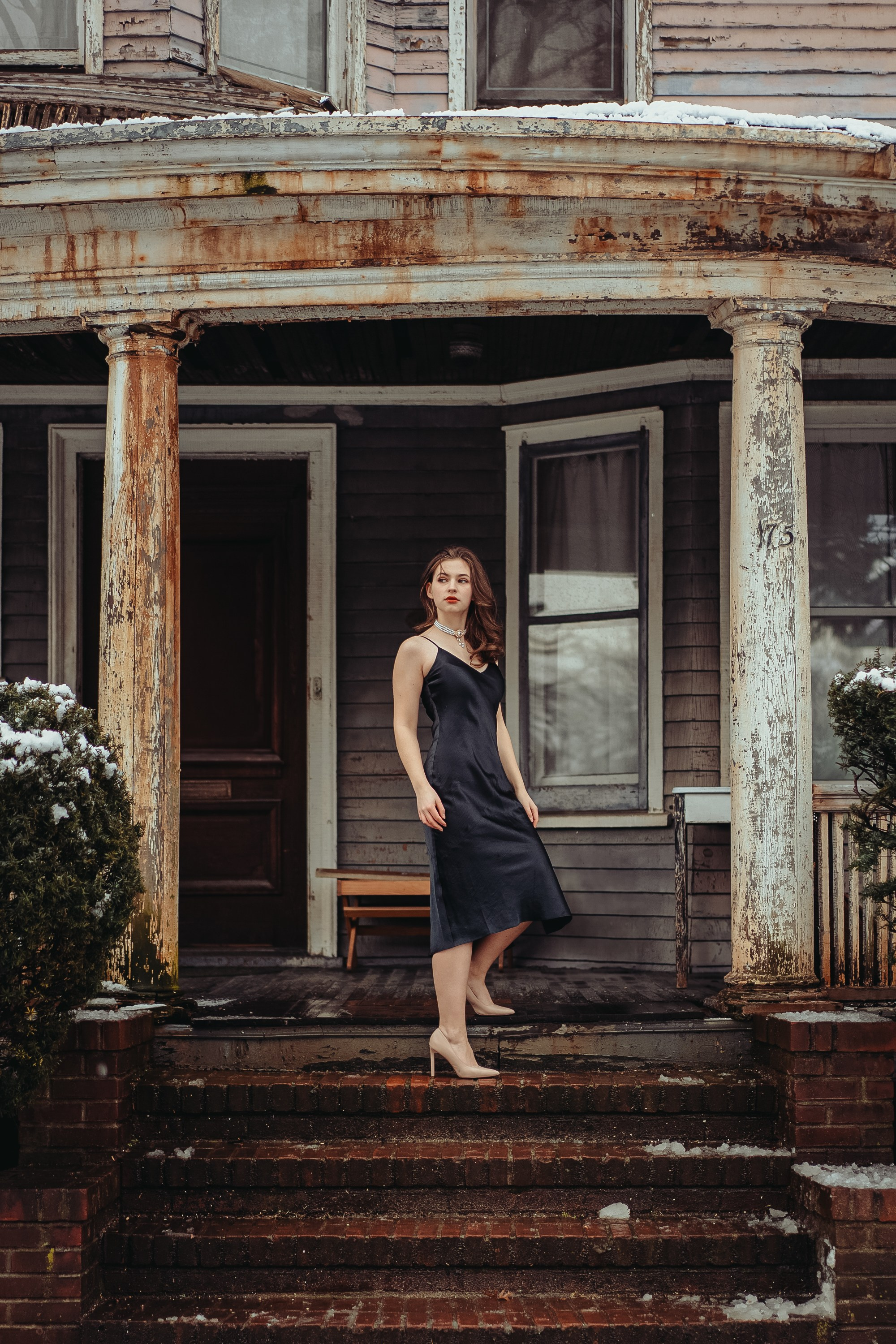 Photo shoot in noir style. Portrait and wedding photographer in New York