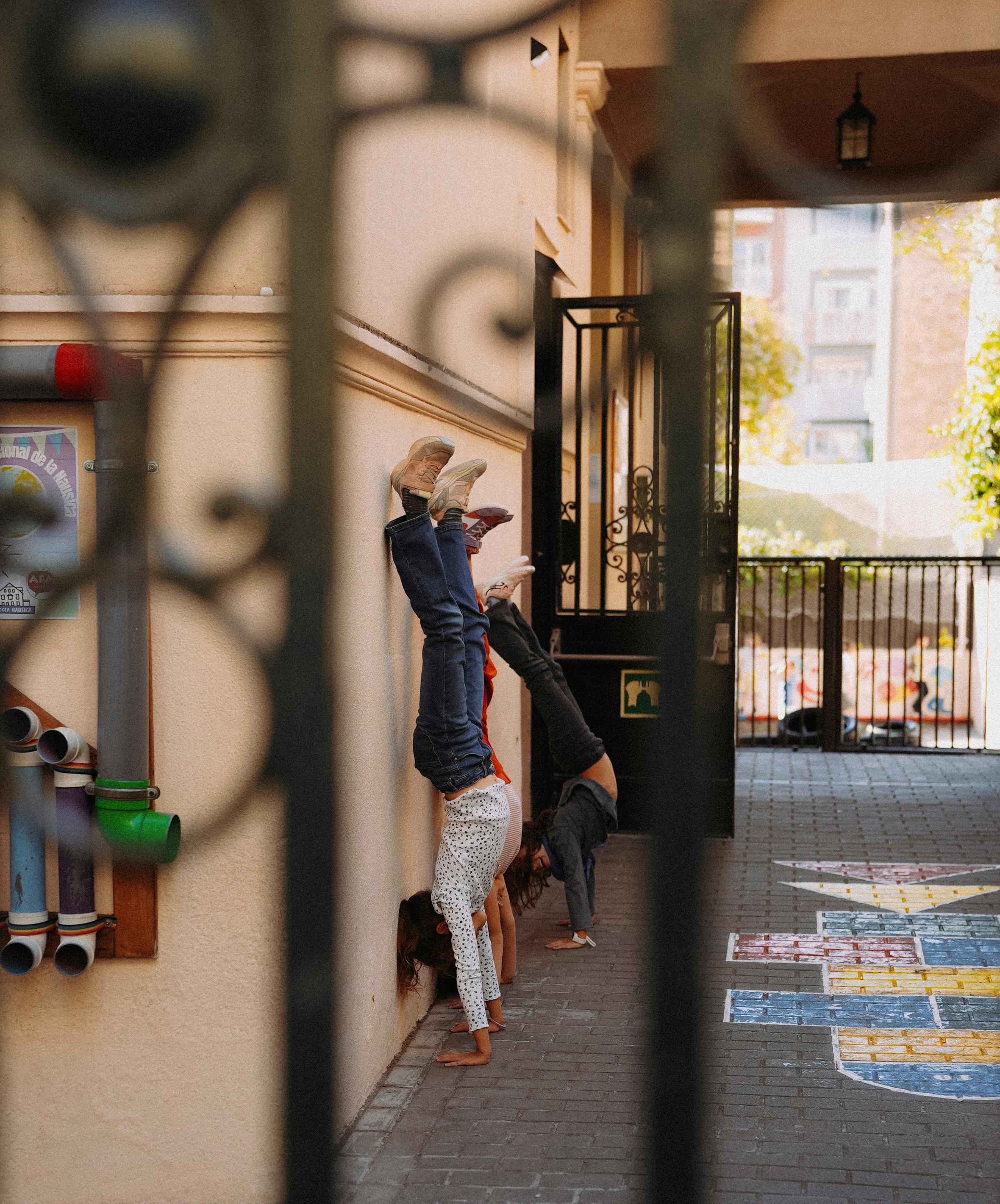 ЕВРОТУР. Стрит-фотография, полная абсурда, идиотизма и красоты