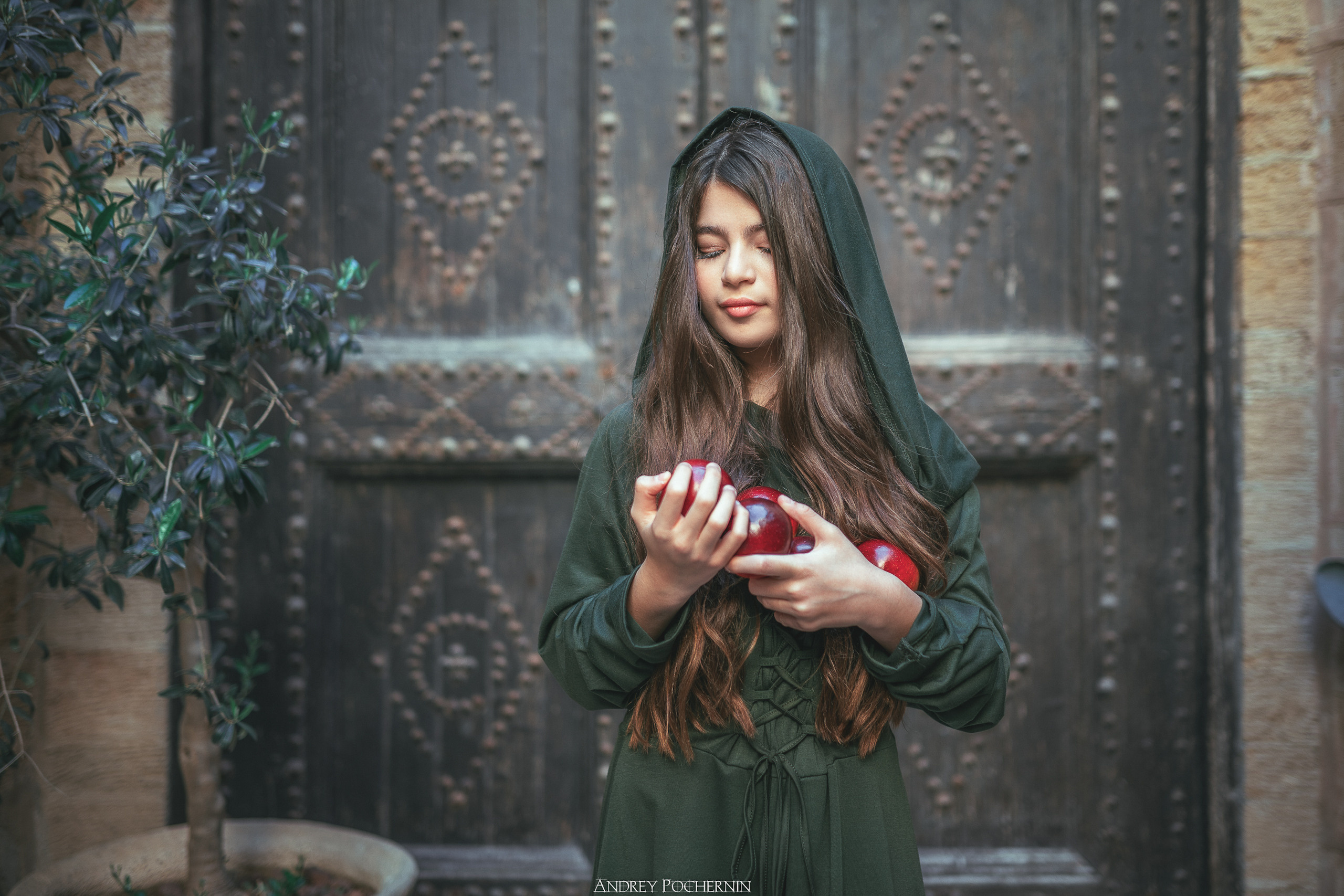 Staged. Andrey Pochernin portrait and fine art photography. Андрей Почернин