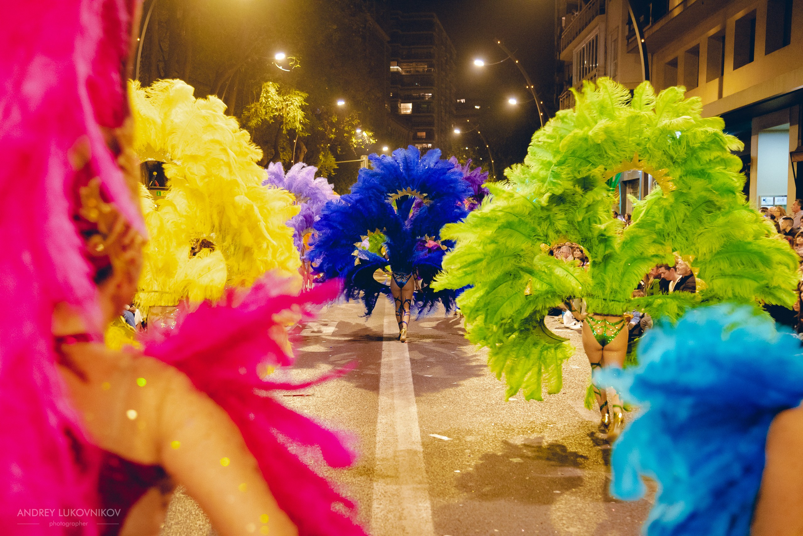 Photo report from the night carnival in Murcia | Reportage photographer Andrey Lukovnikov