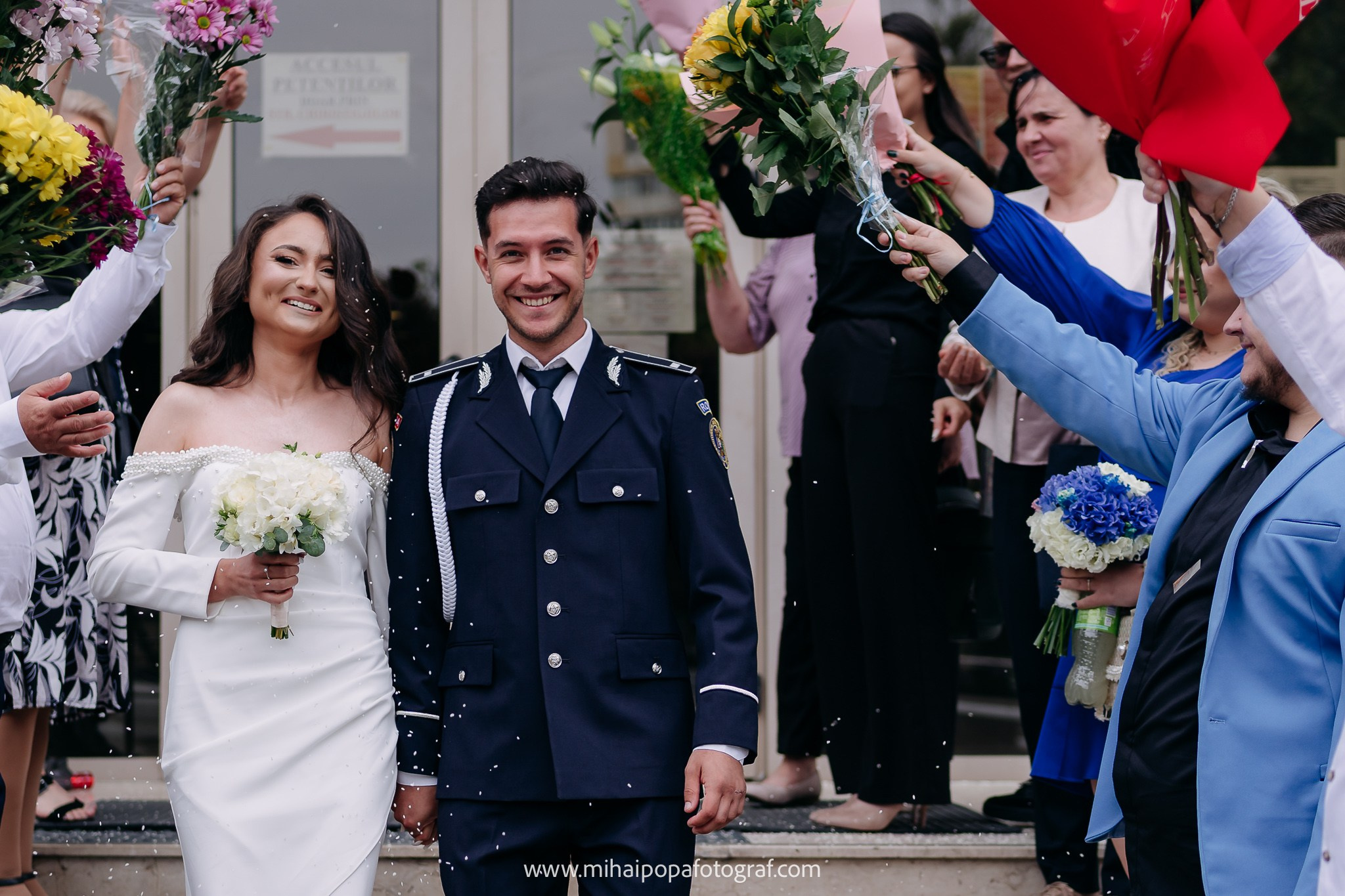 Fotograf Cununie Civilă în București - Mihai Popa Fotograf. Fotograf Nuntă & Botez București - Mihai Popa | Dincolo de oameni, imortalizez emoții!