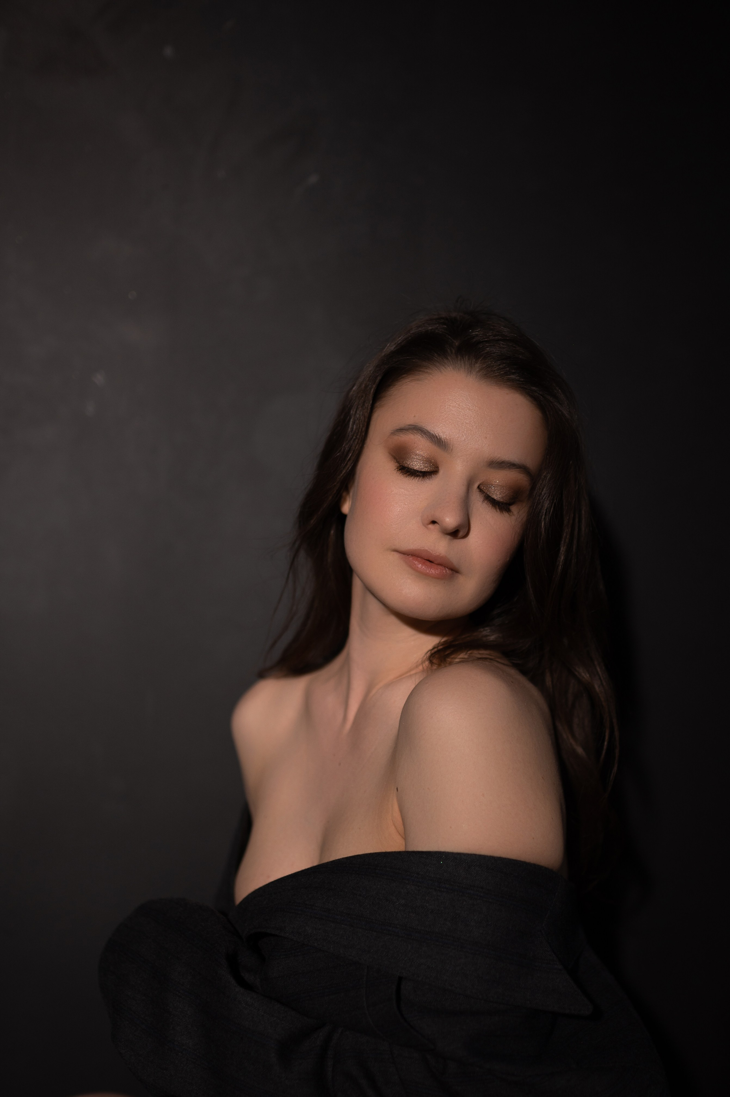 Minimalism. Wedding and commercial photographer