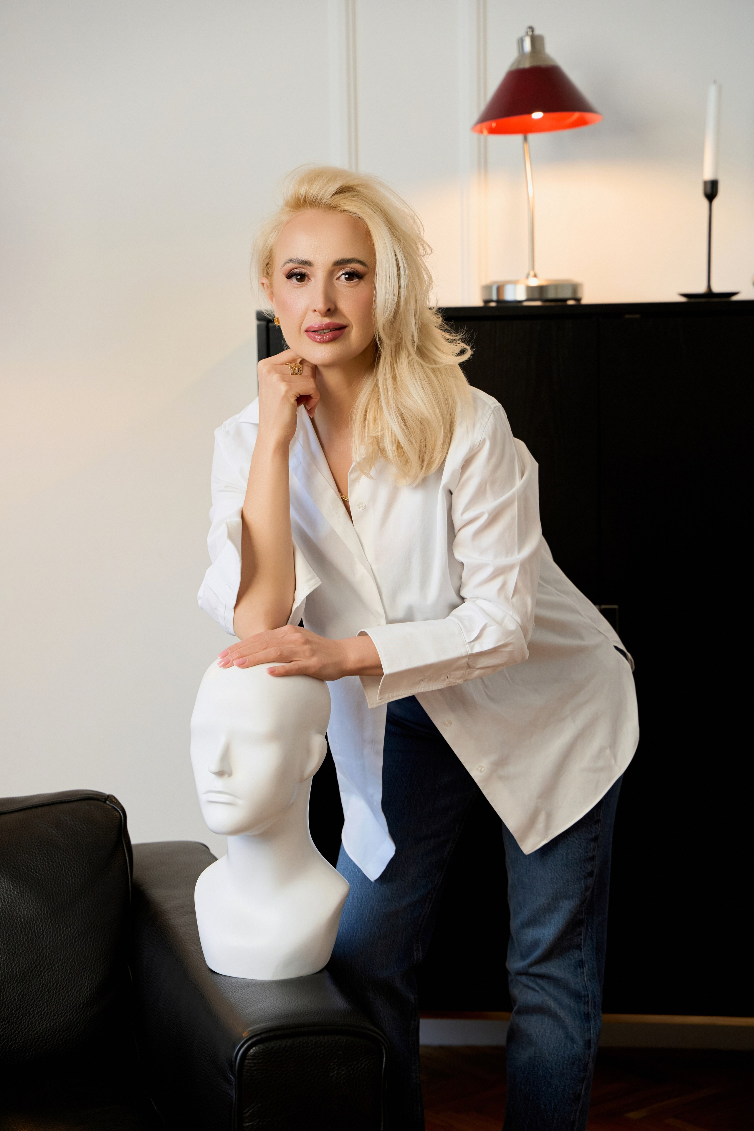 Эксперты. Привет