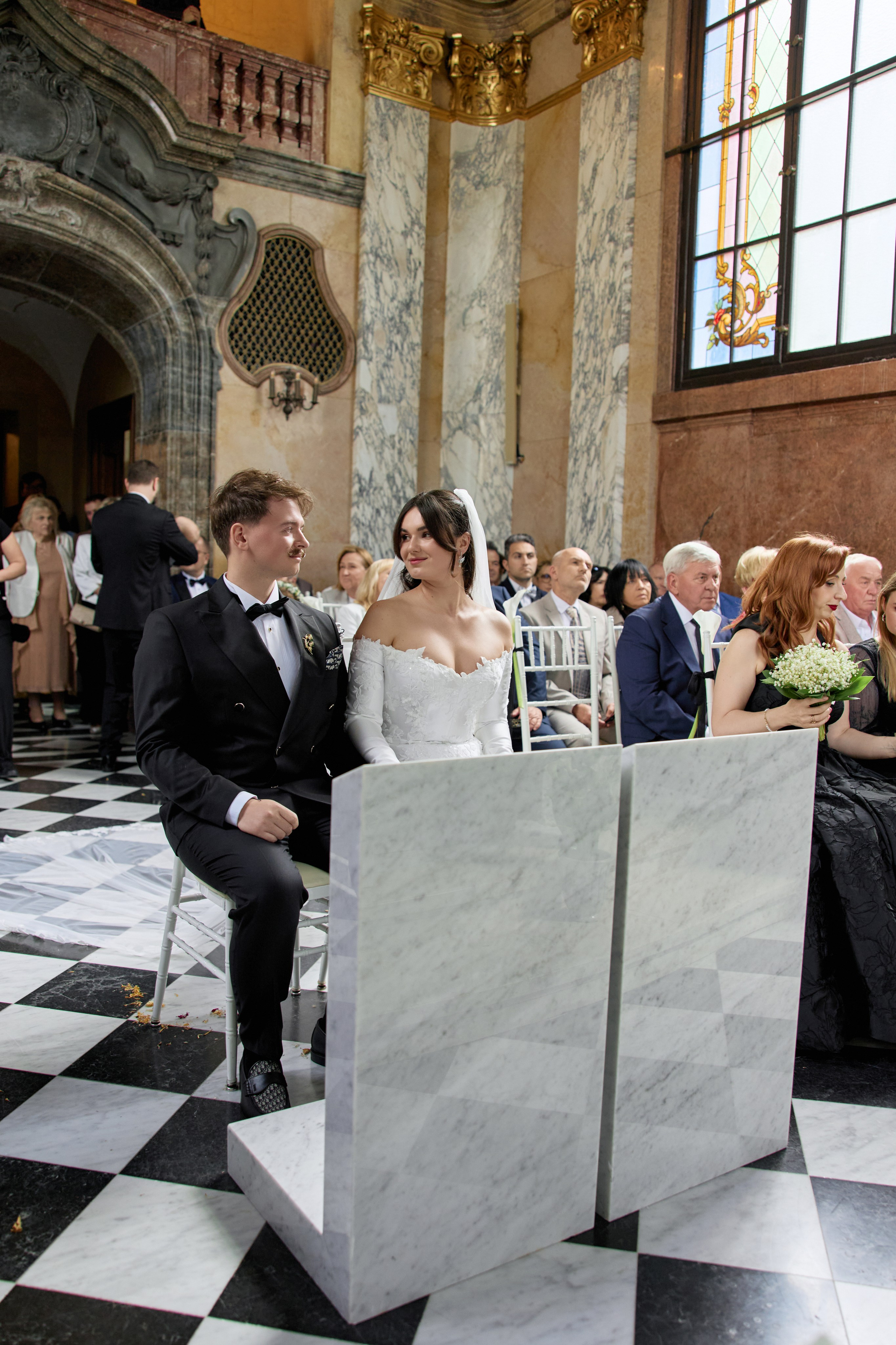Wiktoria & Kacper. Pałac Goetz. Fotograf ślubny i rodzinny w Krakowie Yana Klymova