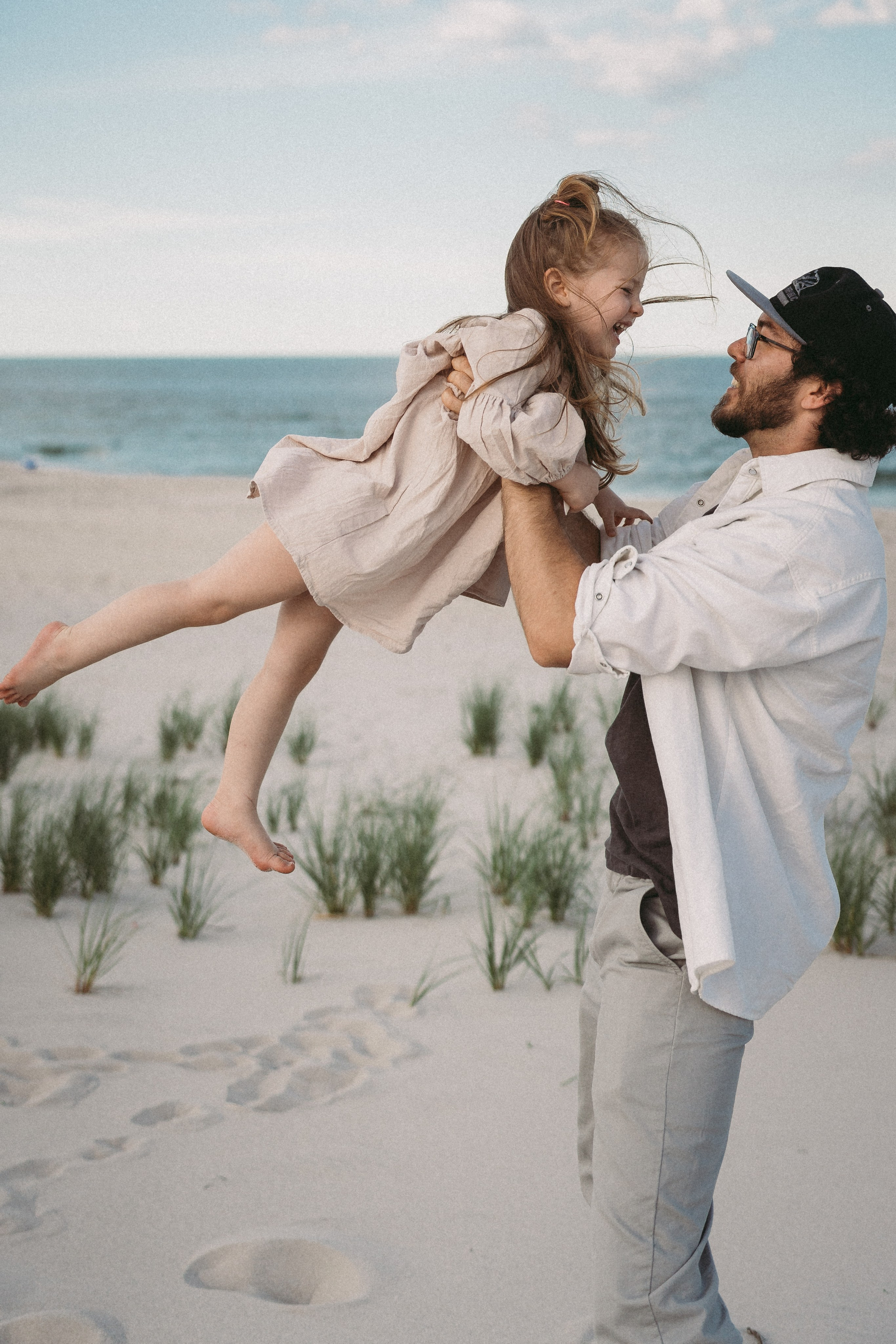 Beach Toddler Photography – Playful & Candid Memories. Alisa Tant — Family and newborn photographer Bucks County, Montgomery county, Philadelphia, NJ