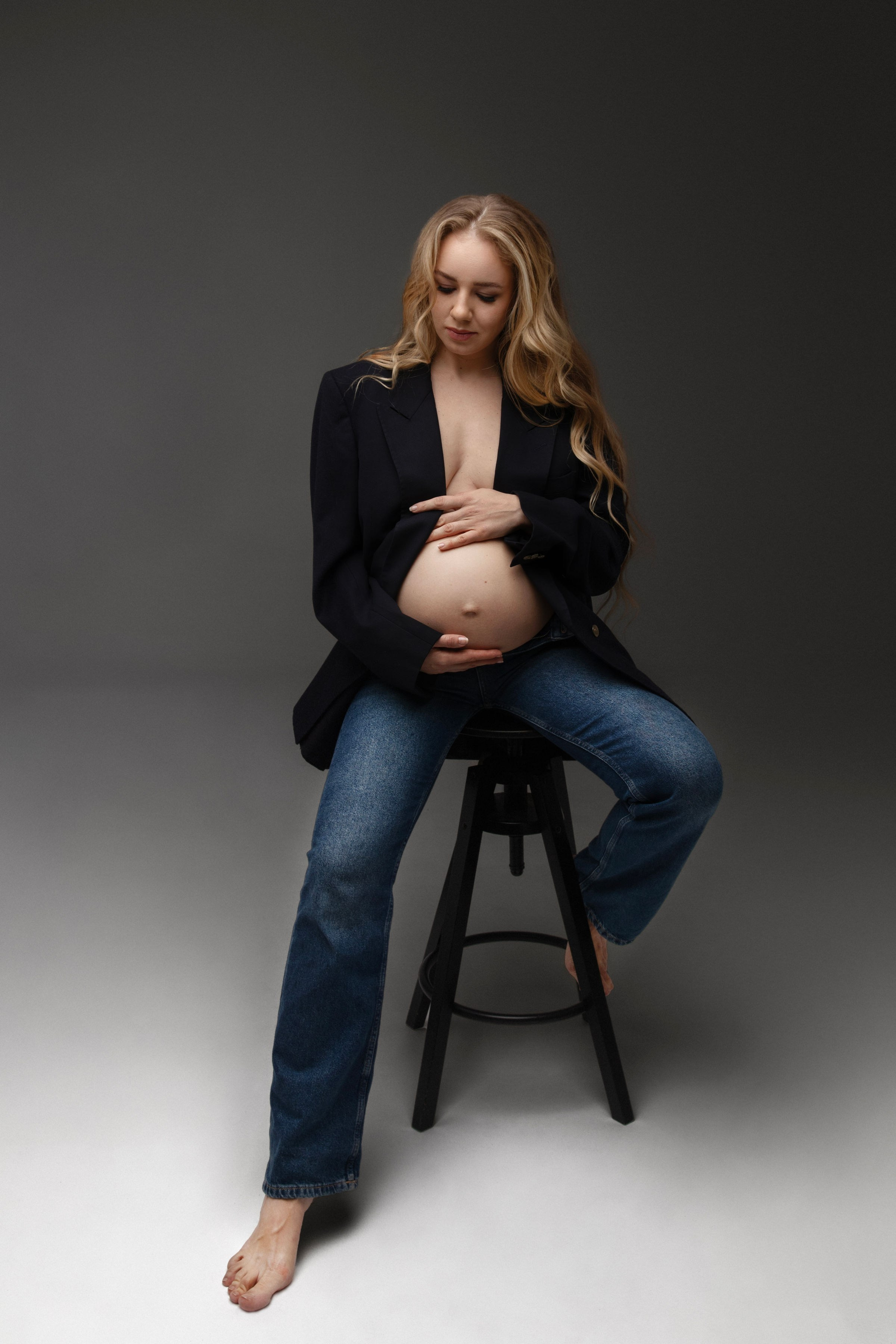 GABRIELĖ | ELEGANTIŠKA LAUKIMO FOTOSESIJA. Vestuvių ir nėščiųjų fotografė Raminta Razmaitė