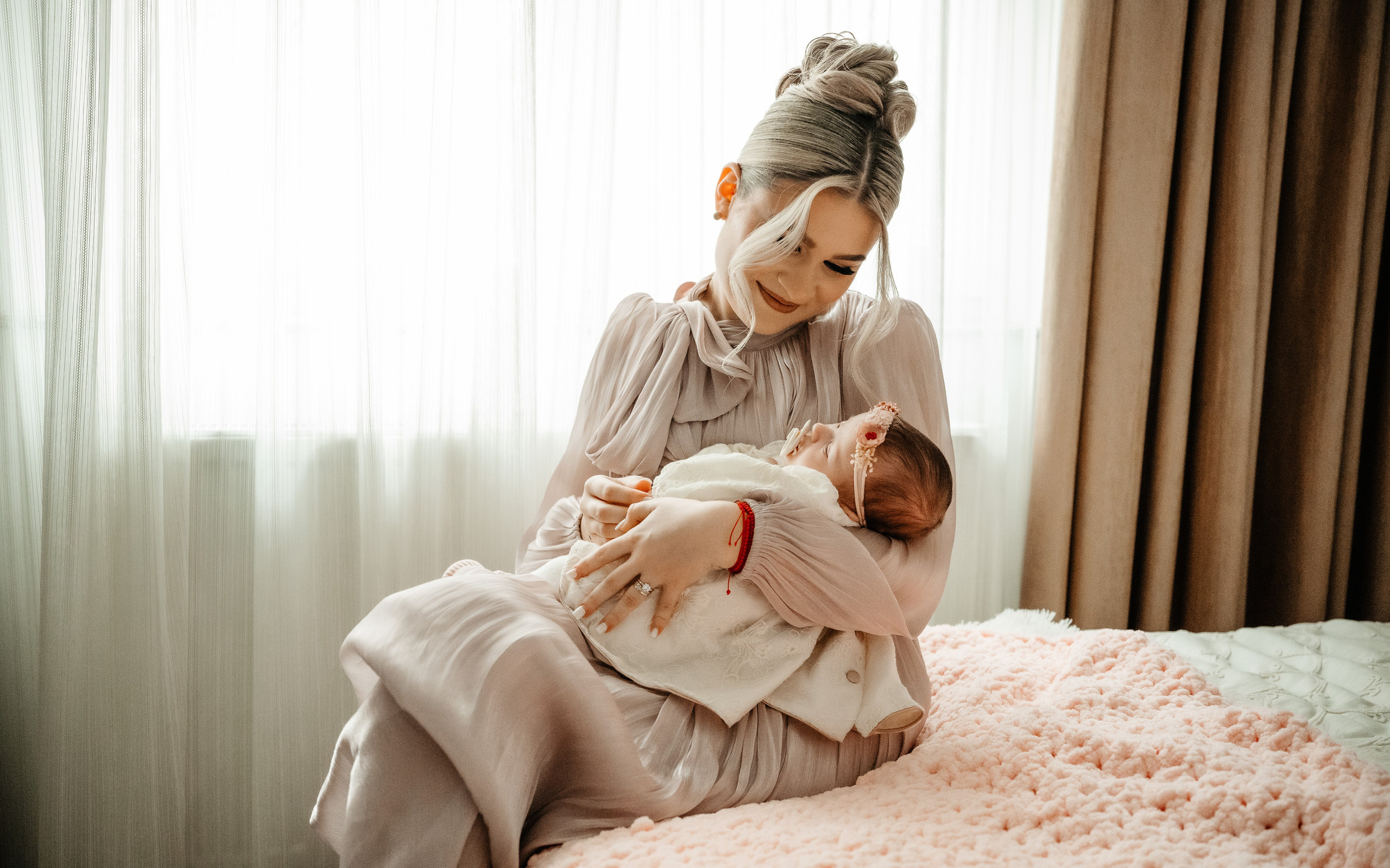 🤎 E c a t e r i n a Da i a n a - Taina Botezului. Wedding & Family Photographer