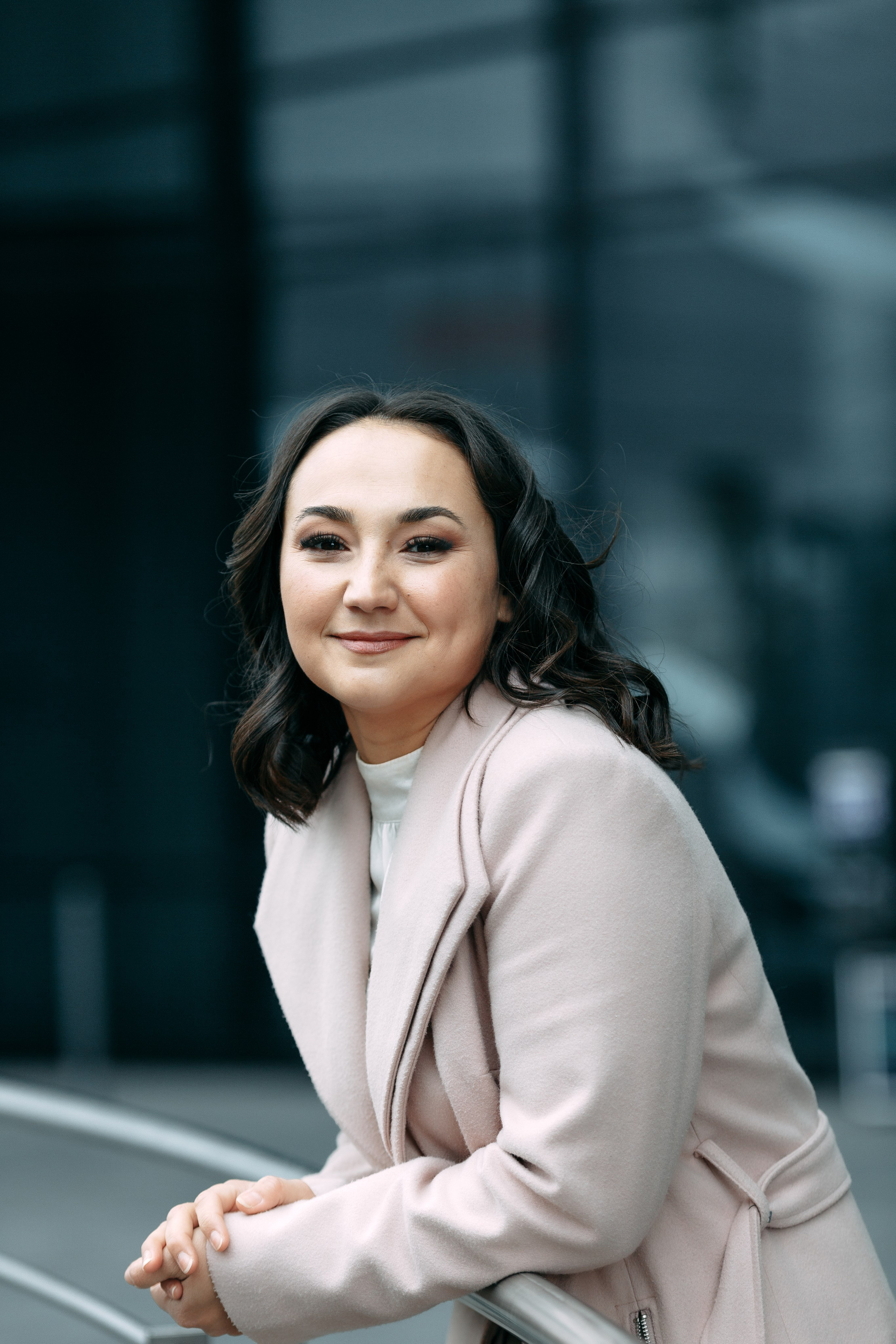 Business Fotoshooting für Yulia in Stuttgart. Professionele fotografin in Münsingen Olesia Wegele