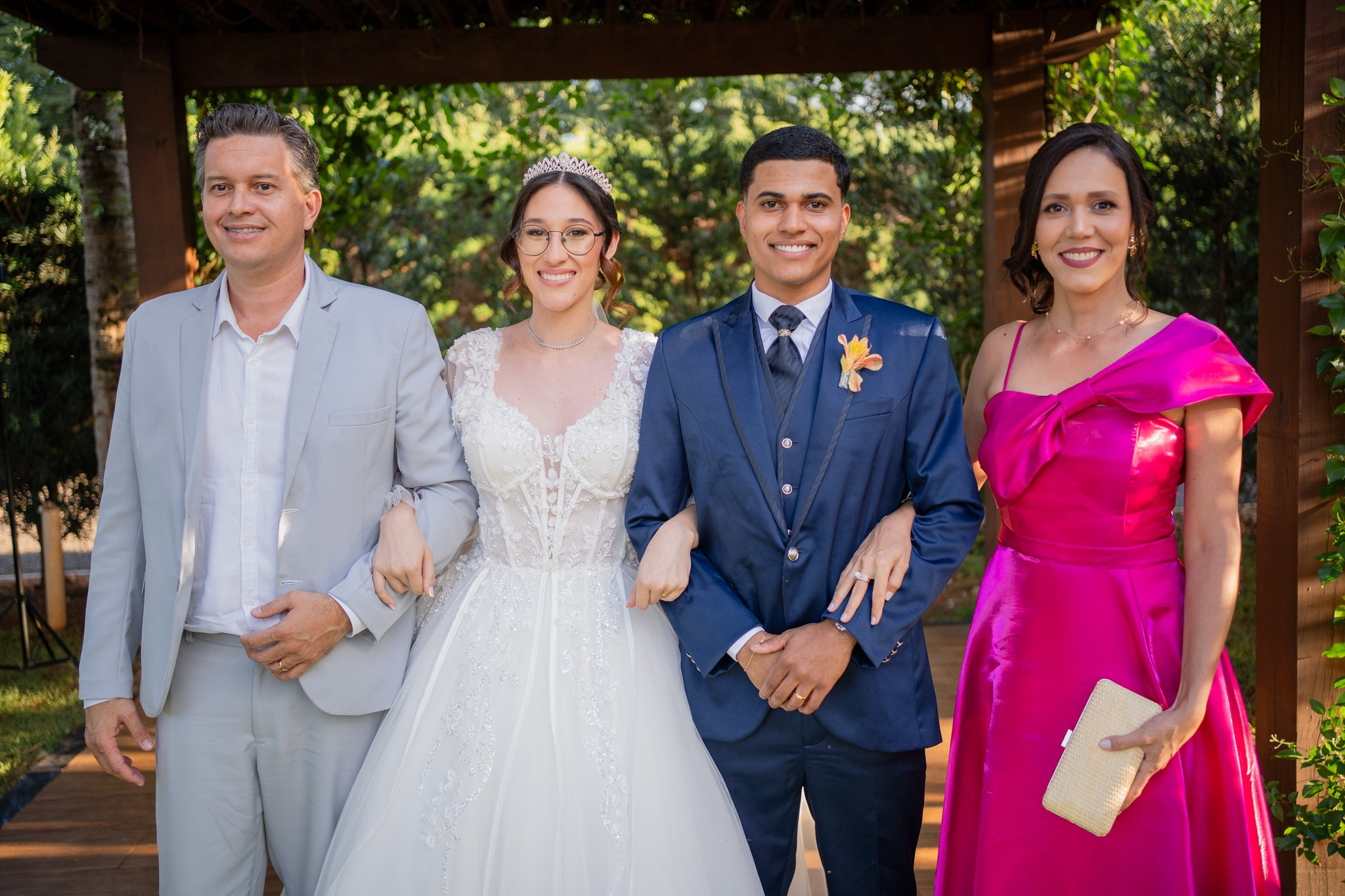 Larissa & Vinicius — Espaço Faveral / Aararaquara. Robson Colaço