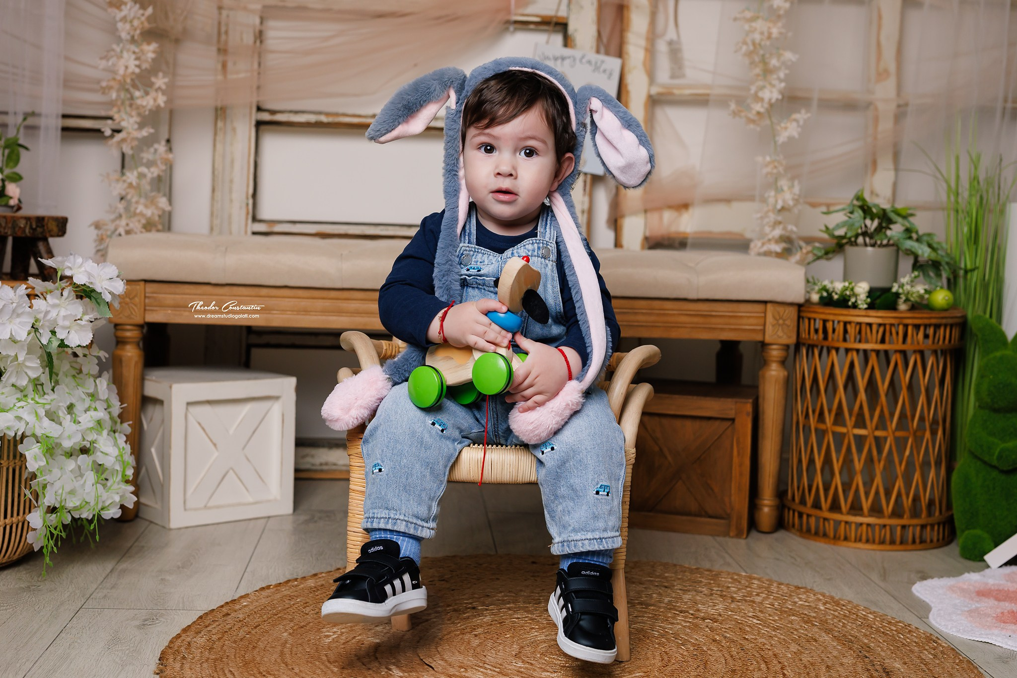 Studio. Dream Studio Galați – ședințe foto profesionale pentru familie, portrete și evenimente