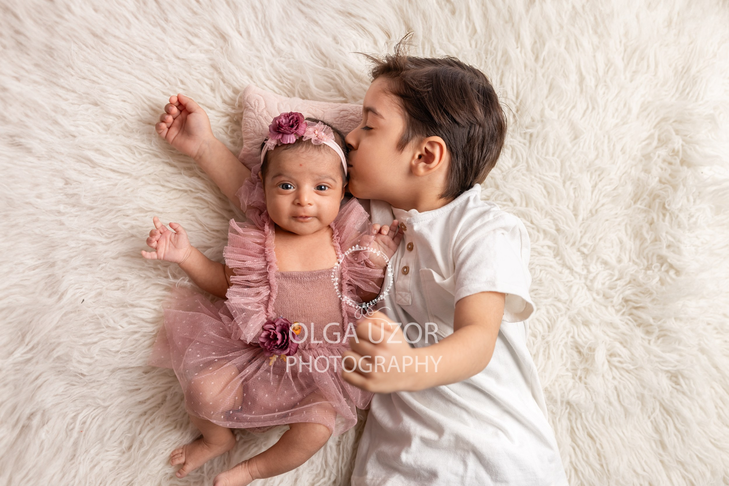 Newborn photo session Stevenage, Hertfordshire. Photographer. Stevenage, Hertfordshire family, maternity and newborn photographer