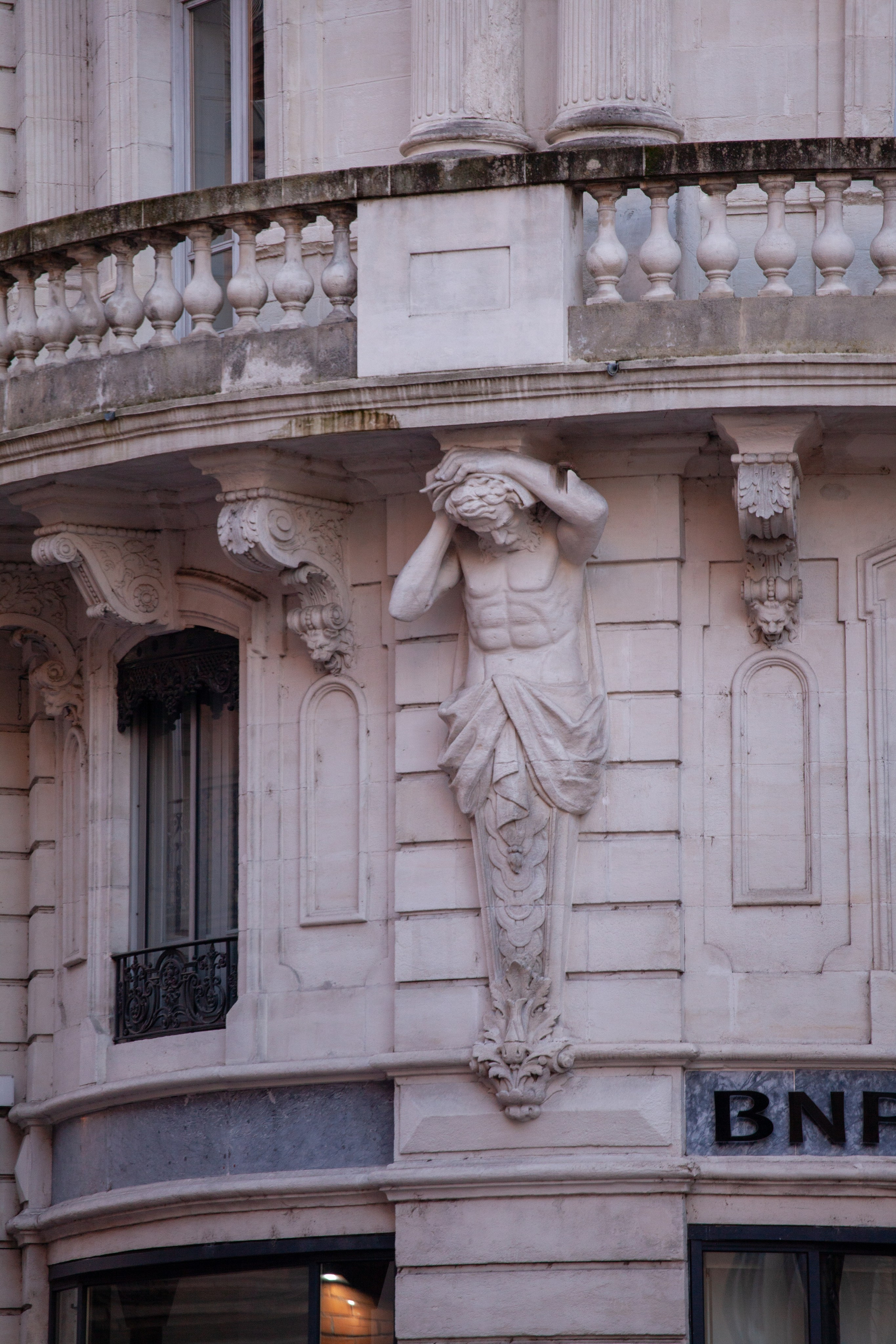 Toulouse. Eugénie Smirnova — your photographer in Toulouse and southwest France