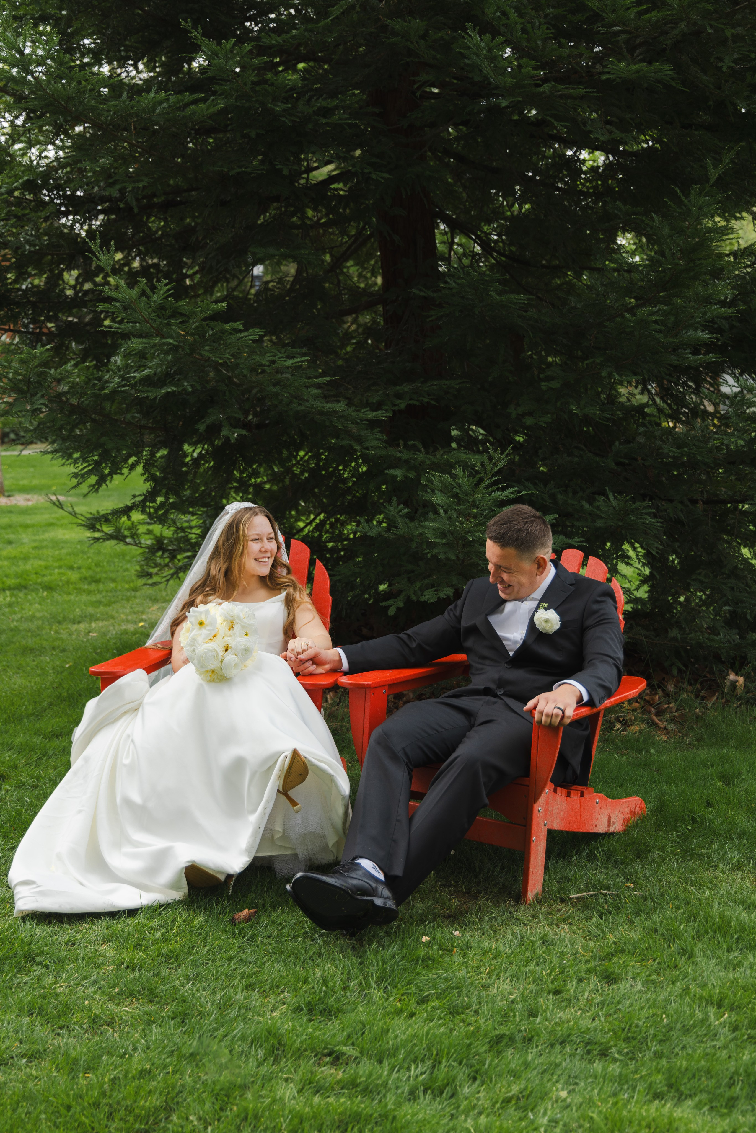 Wedding photography. Eikanmedia | Photographer and videographer capturing weddings, families, engagements, pregnancy & newborns | Vancouver, WA | USA