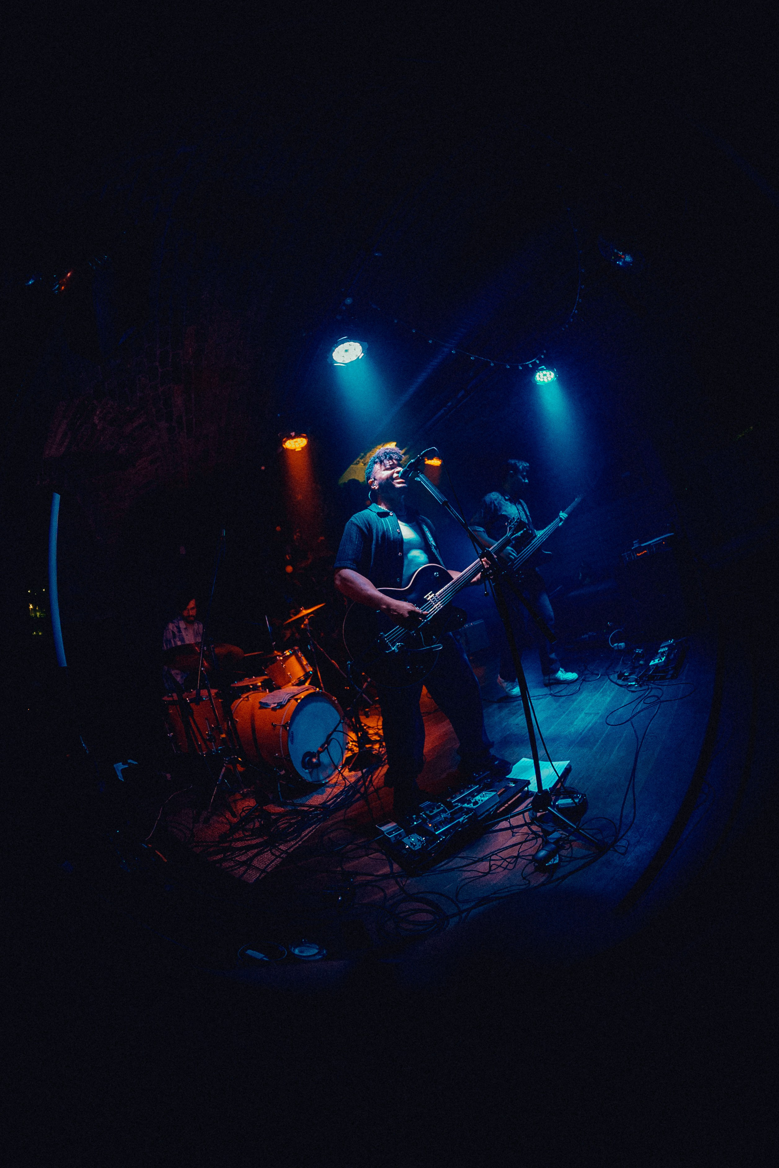 MoonShot. Concert and portrait photographer in Prague