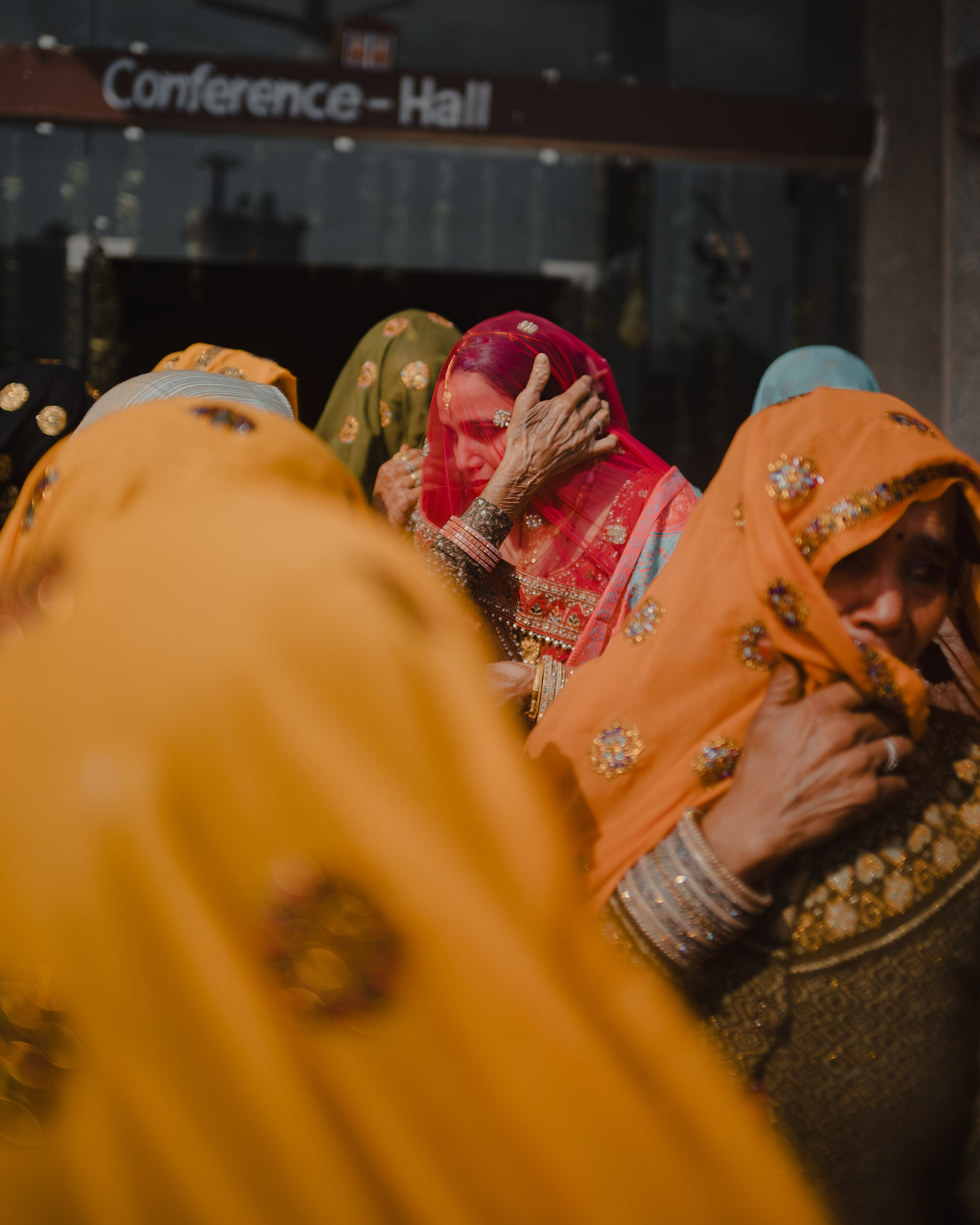 Parul & Sanjay. Wedding and Family photographer in india