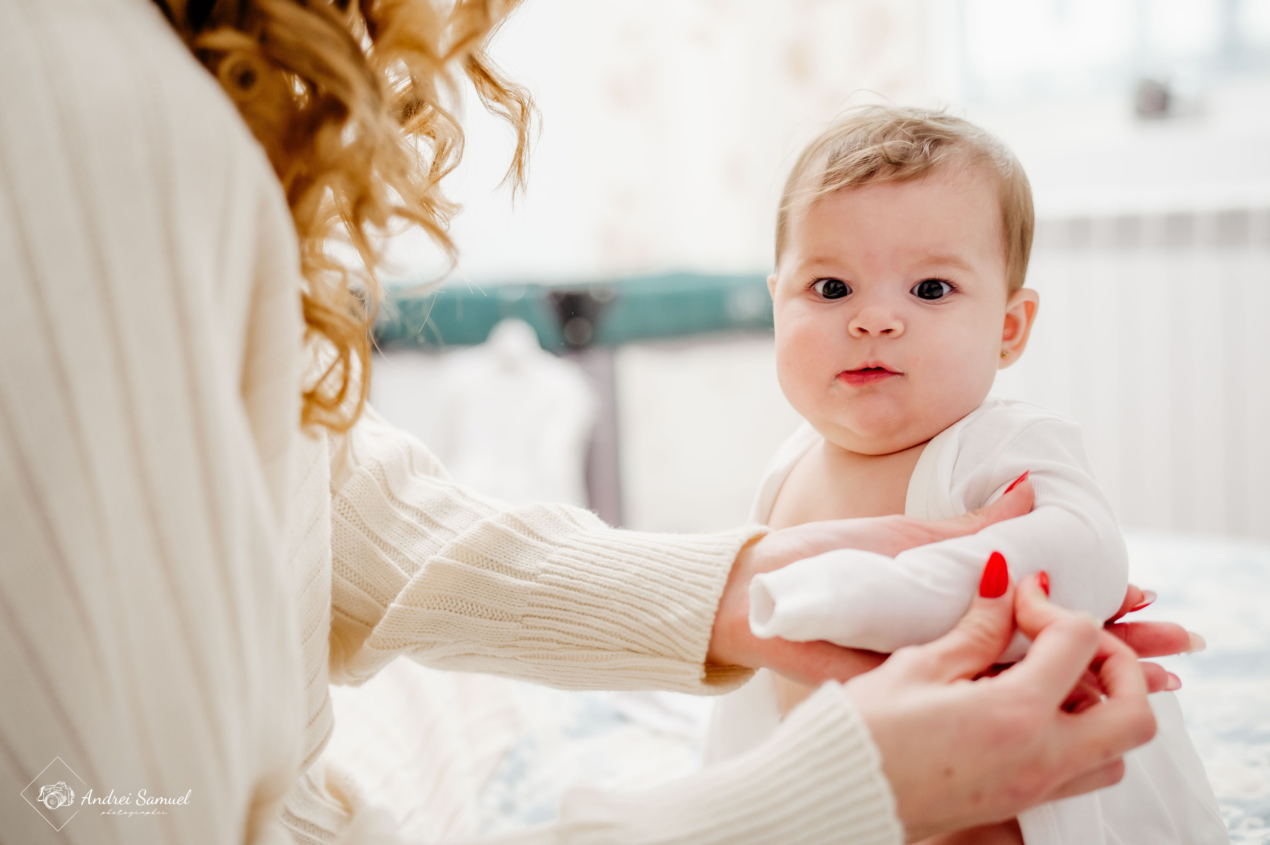 Jessica Maria. Andrei Samuel – Fotograf București | Evenimente, Studio, Imobiliare, Produs