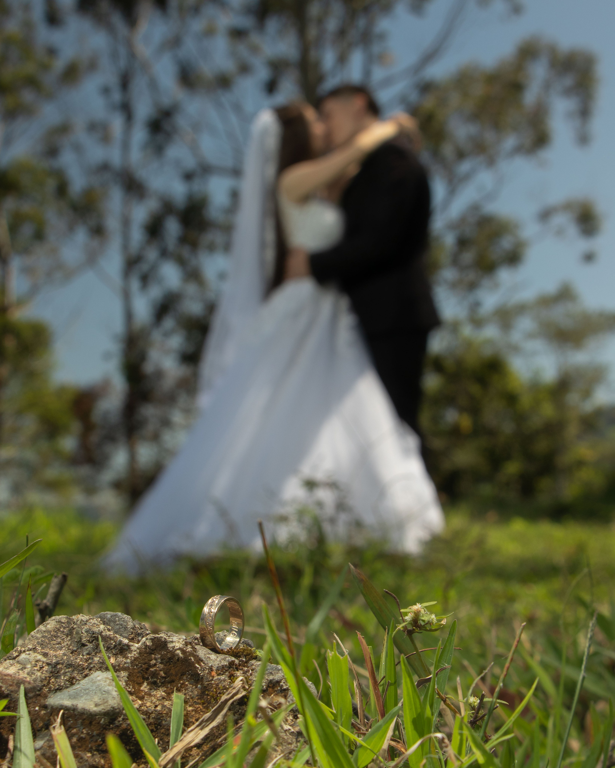 Fotógrafo de bodas en Manzanares Pensilvania Marquetalia y todo Caldas paquetes fotográficos cotización evento reservar fecha pre boda. Fotografía profesional para su evento en Caldas por SERFOTOGRAFÍA