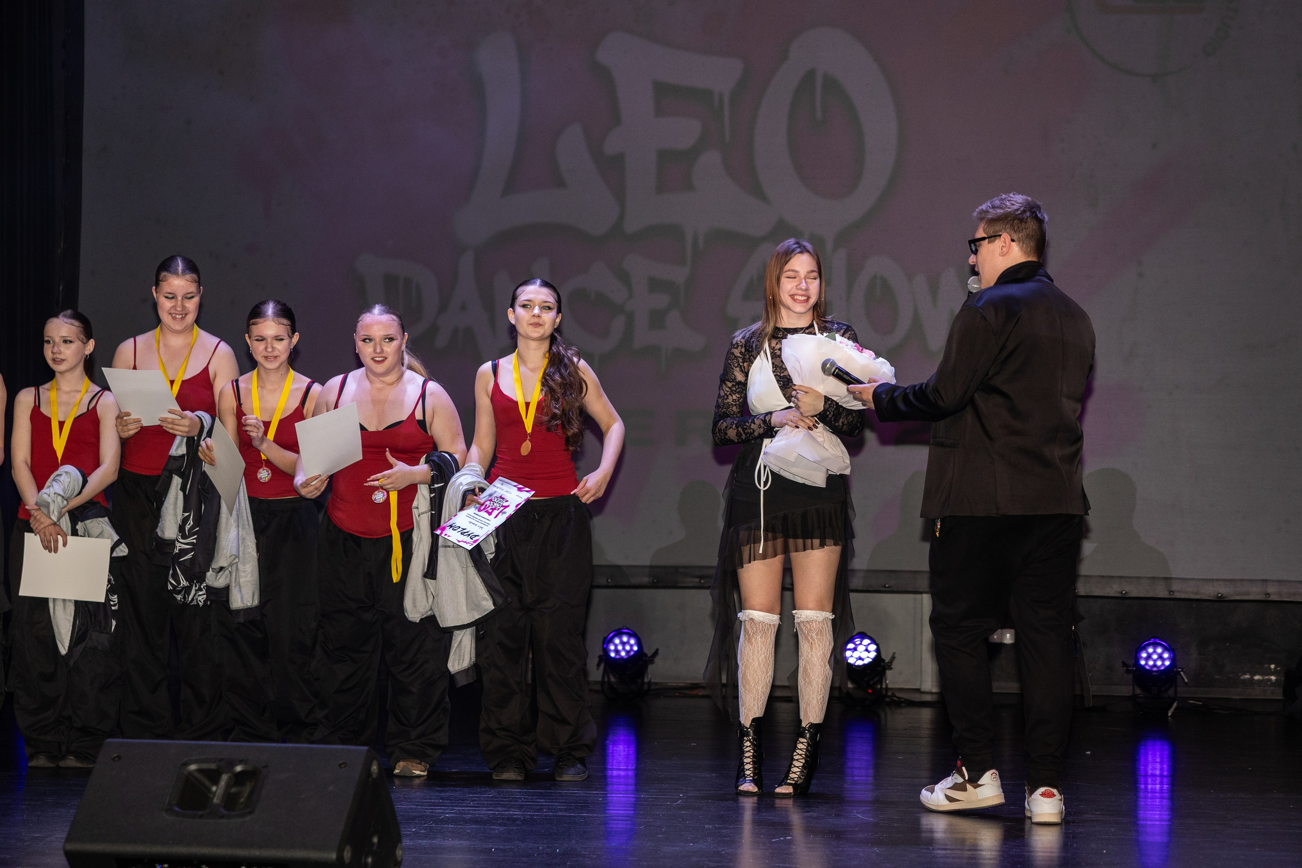 LEO DANCE SHOW WINTER 2025. Семейный и детский фотограф в Варшаве Мила Бобровская