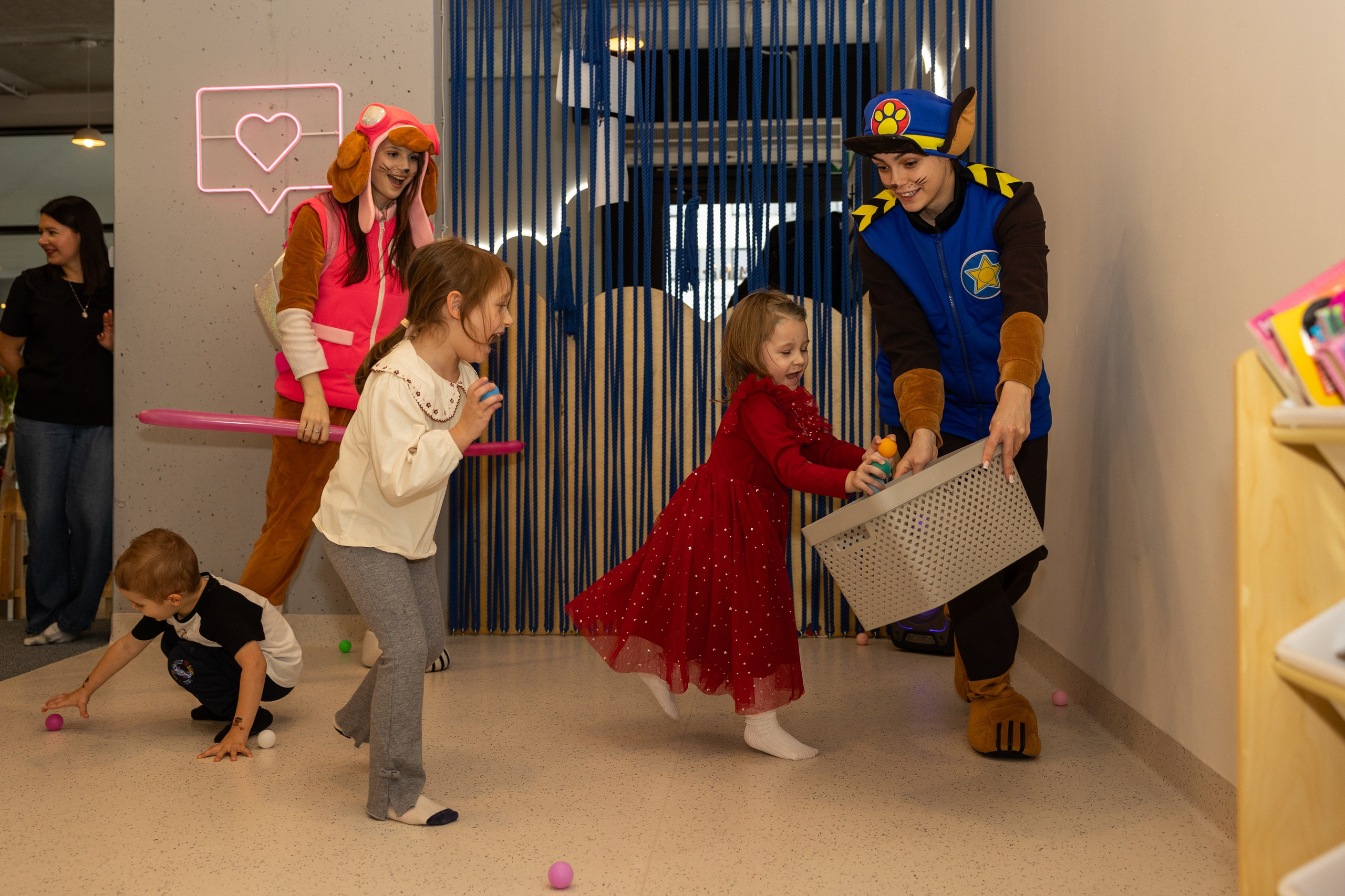 День рождения Артёма 24 января 2026 года. Семейный и детский фотограф в Варшаве Мила Бобровская