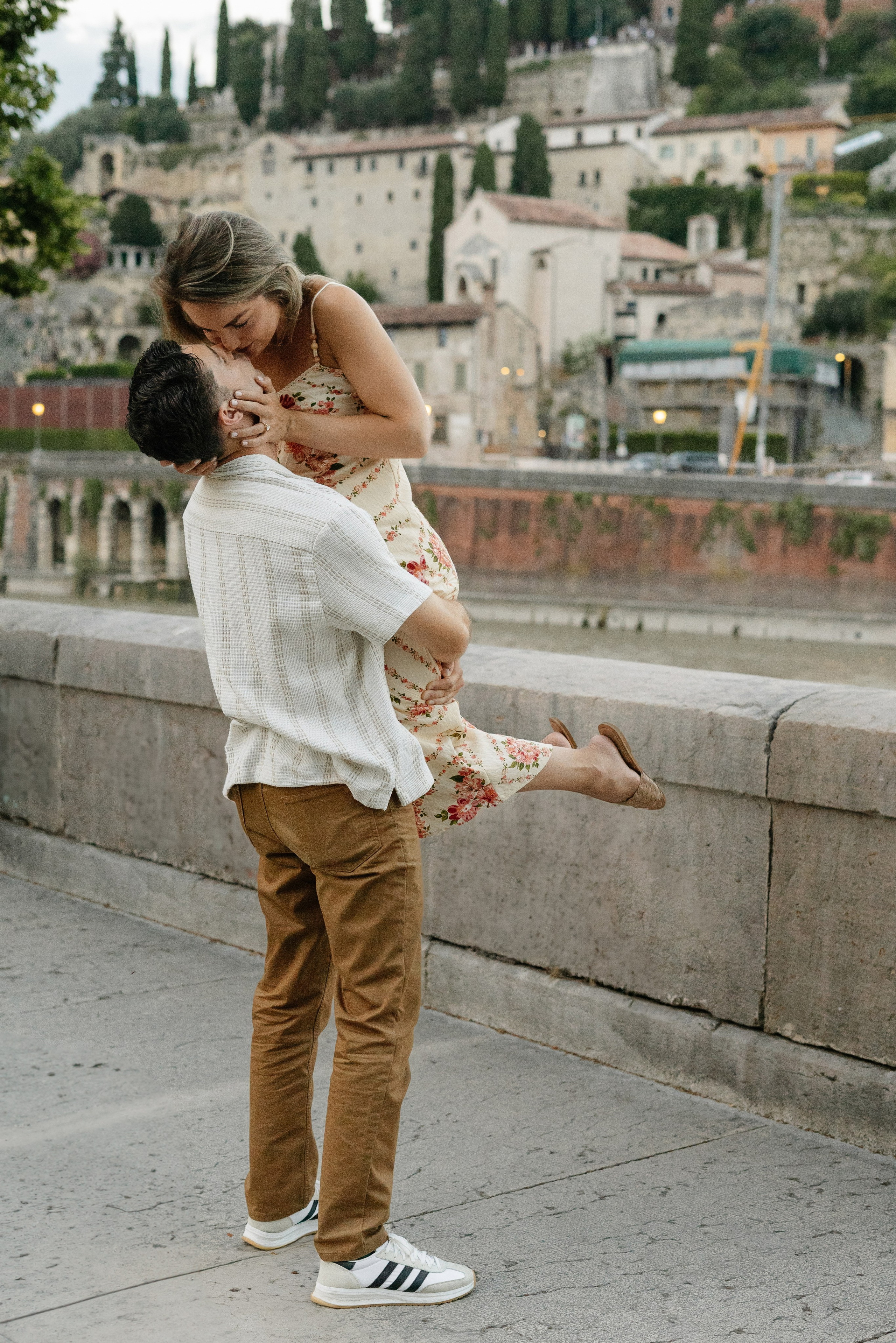 C & C (Ponte Pietra, Verona, Italy). Marriage Proposal Photographer in Verona, Lake Garda and Dolomites| Diana Fedrigo