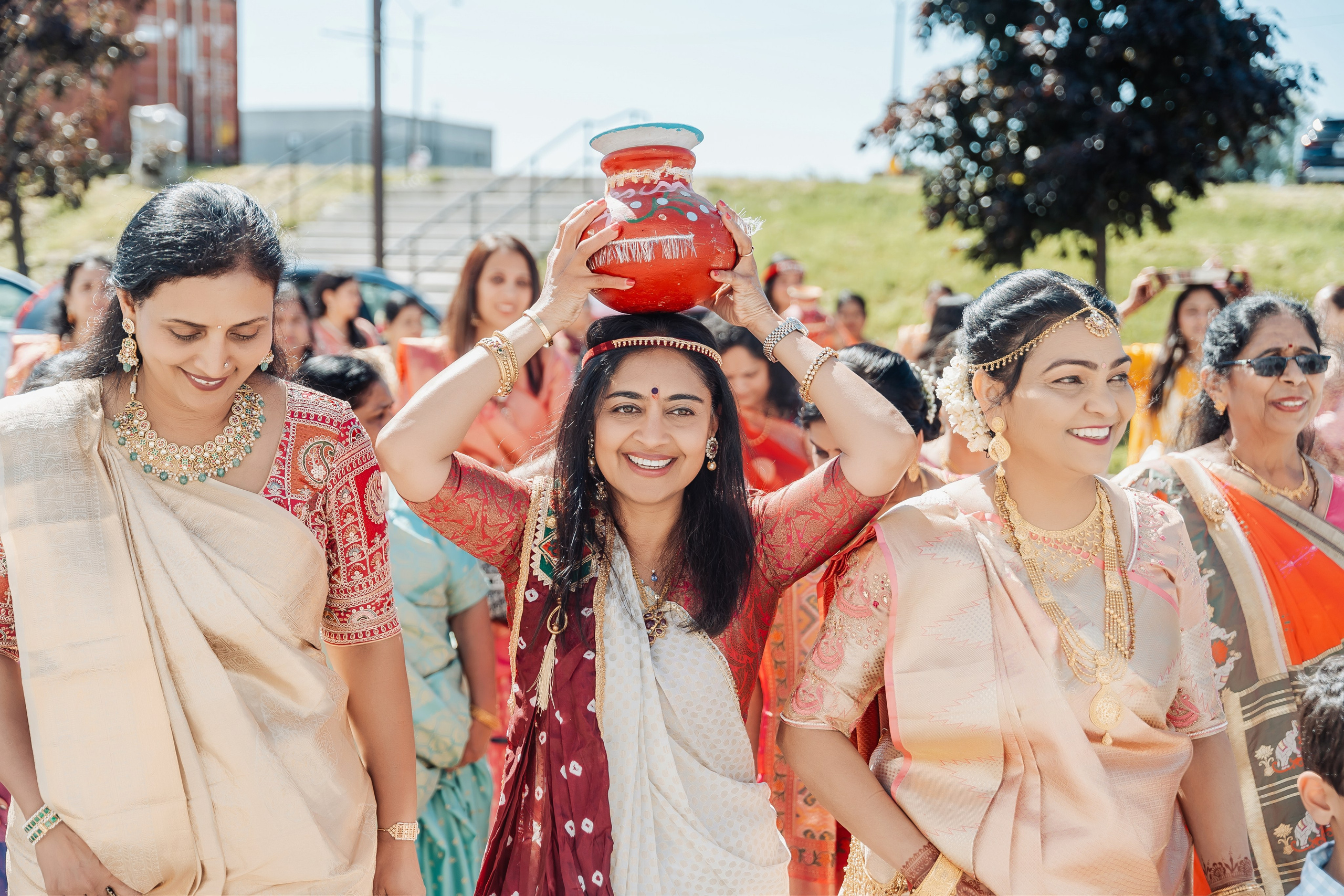 Darshil & Shailja. Wedding Photographer & Cinematographer studios