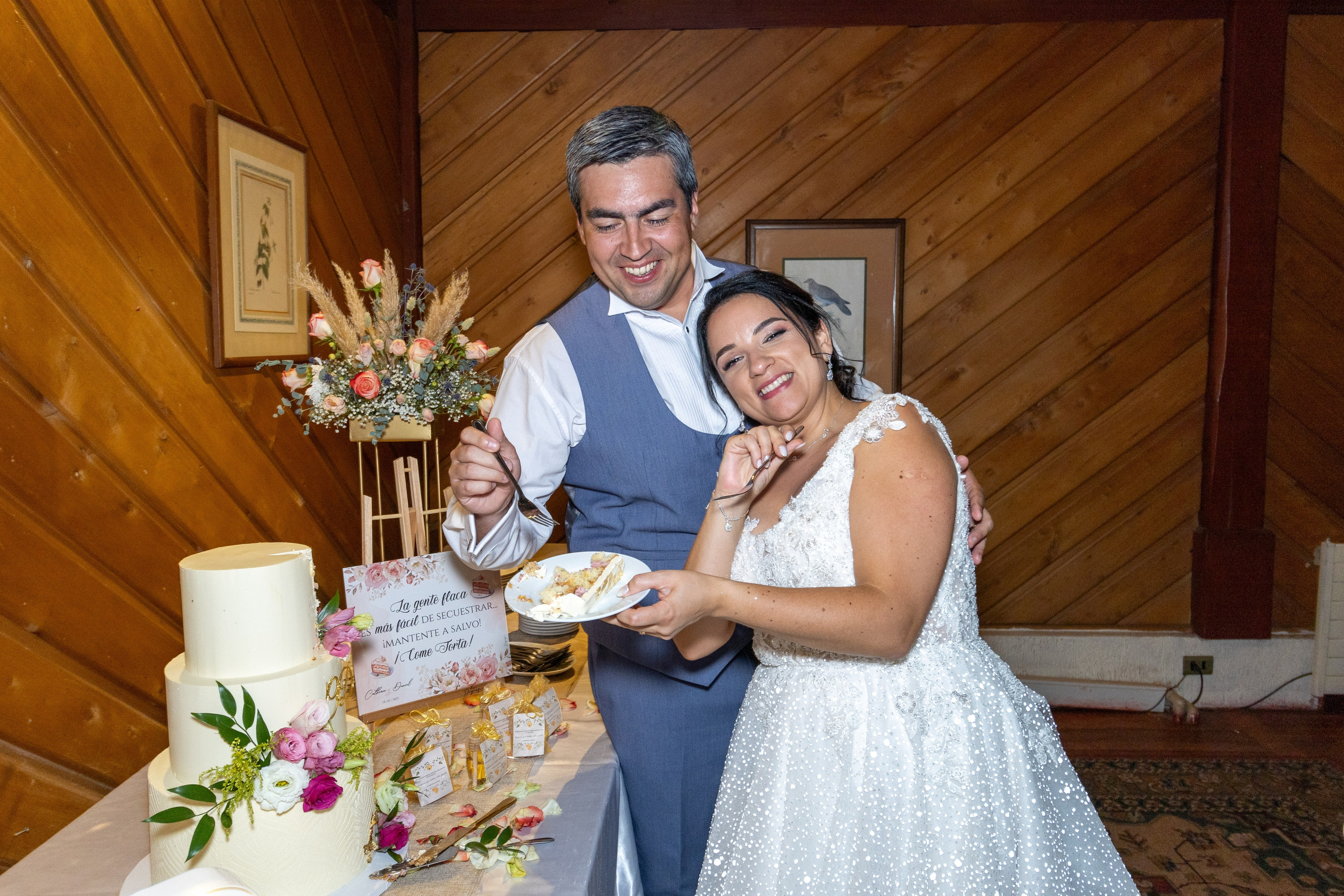 Katherin y Daniel. Dinka & Emilio - El arte de preservar lo que no se repite