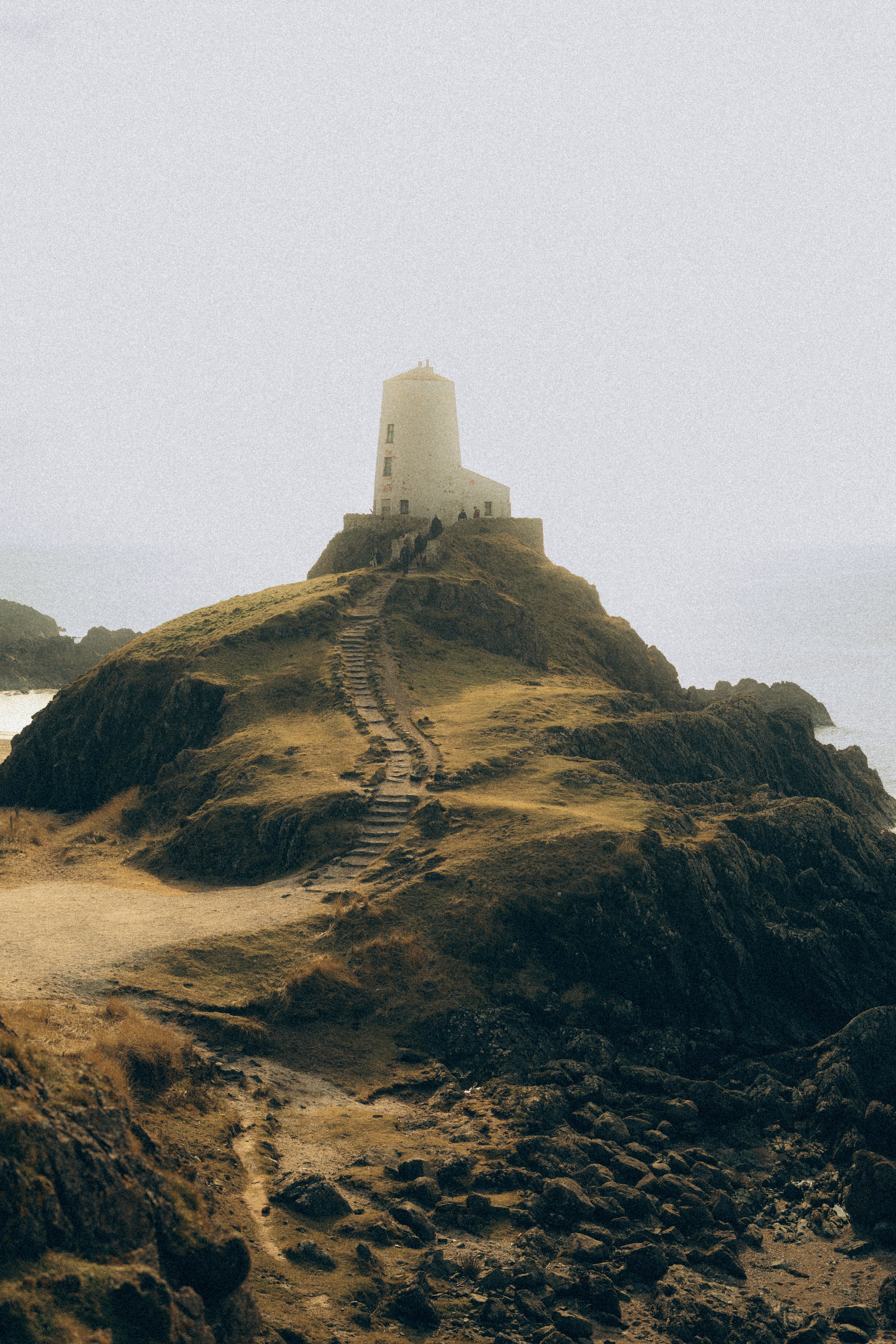 M & C session in Wales. Tania Gandrabur, photographer in West Midlands, England