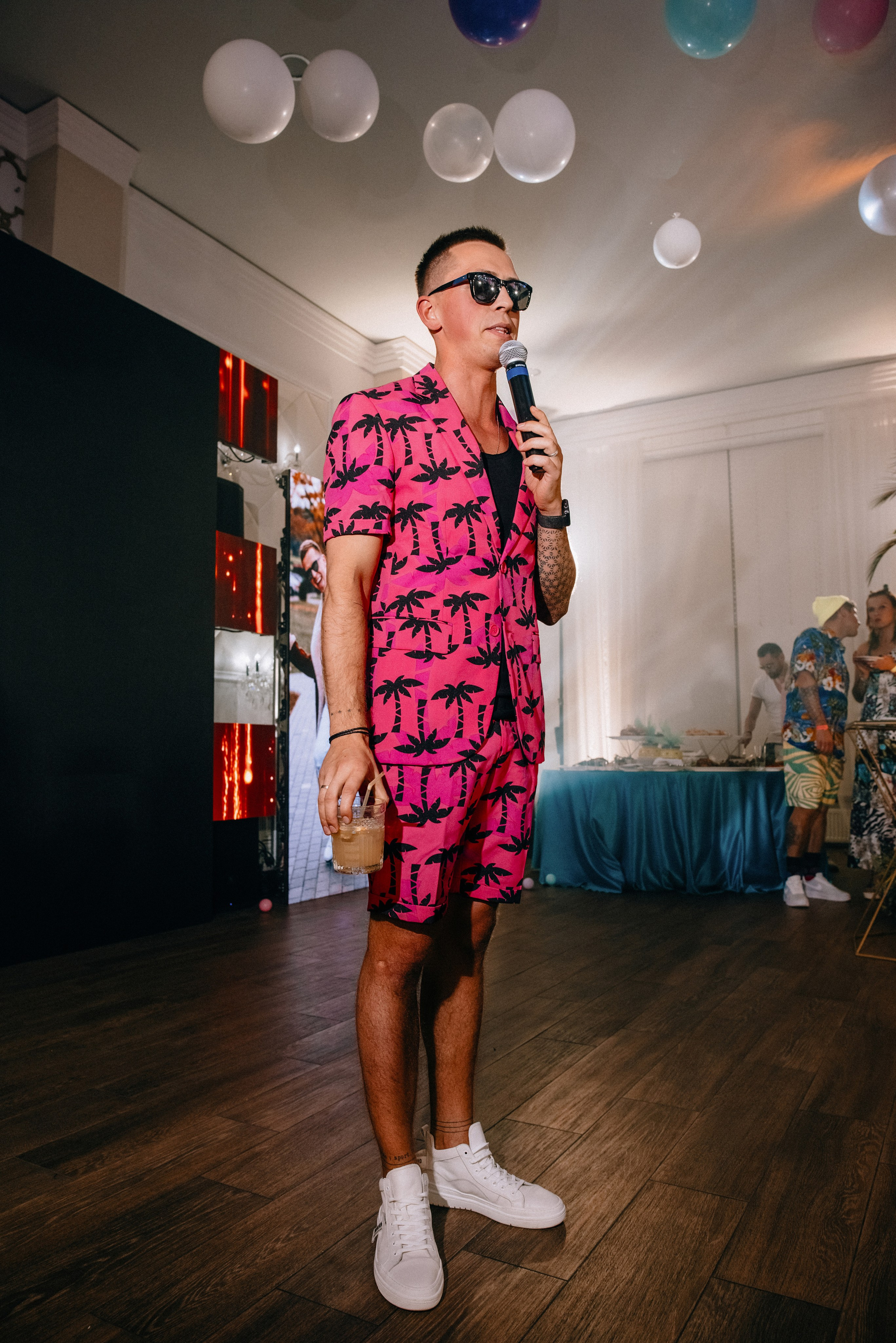 Birthday party. Destination Wedding photographer Italy, France, Germany, Spain, Poland Oleg Zaicev