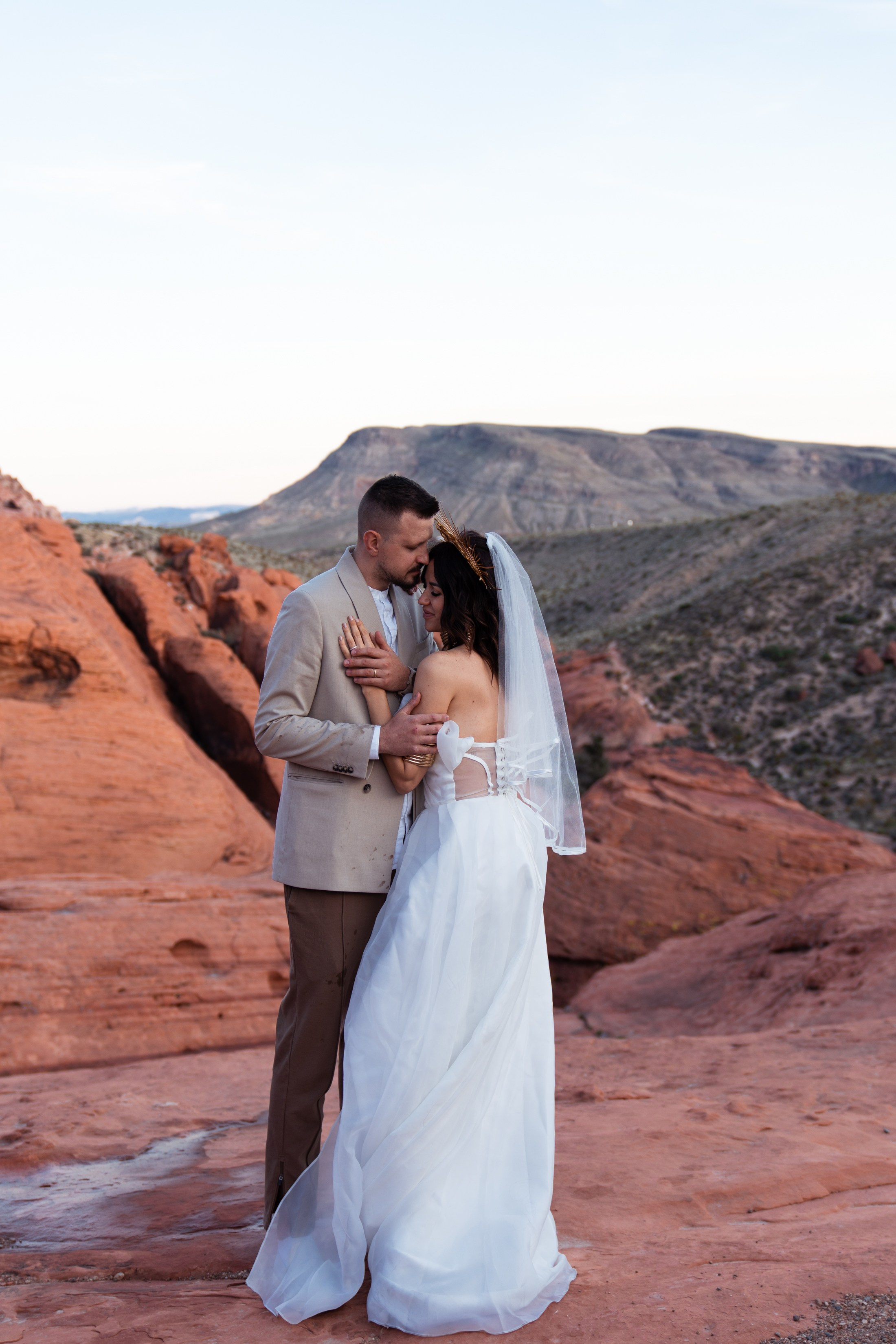 M&S. Wedding & elopement photographer Viktoriya Kravtsov. Las Vegas