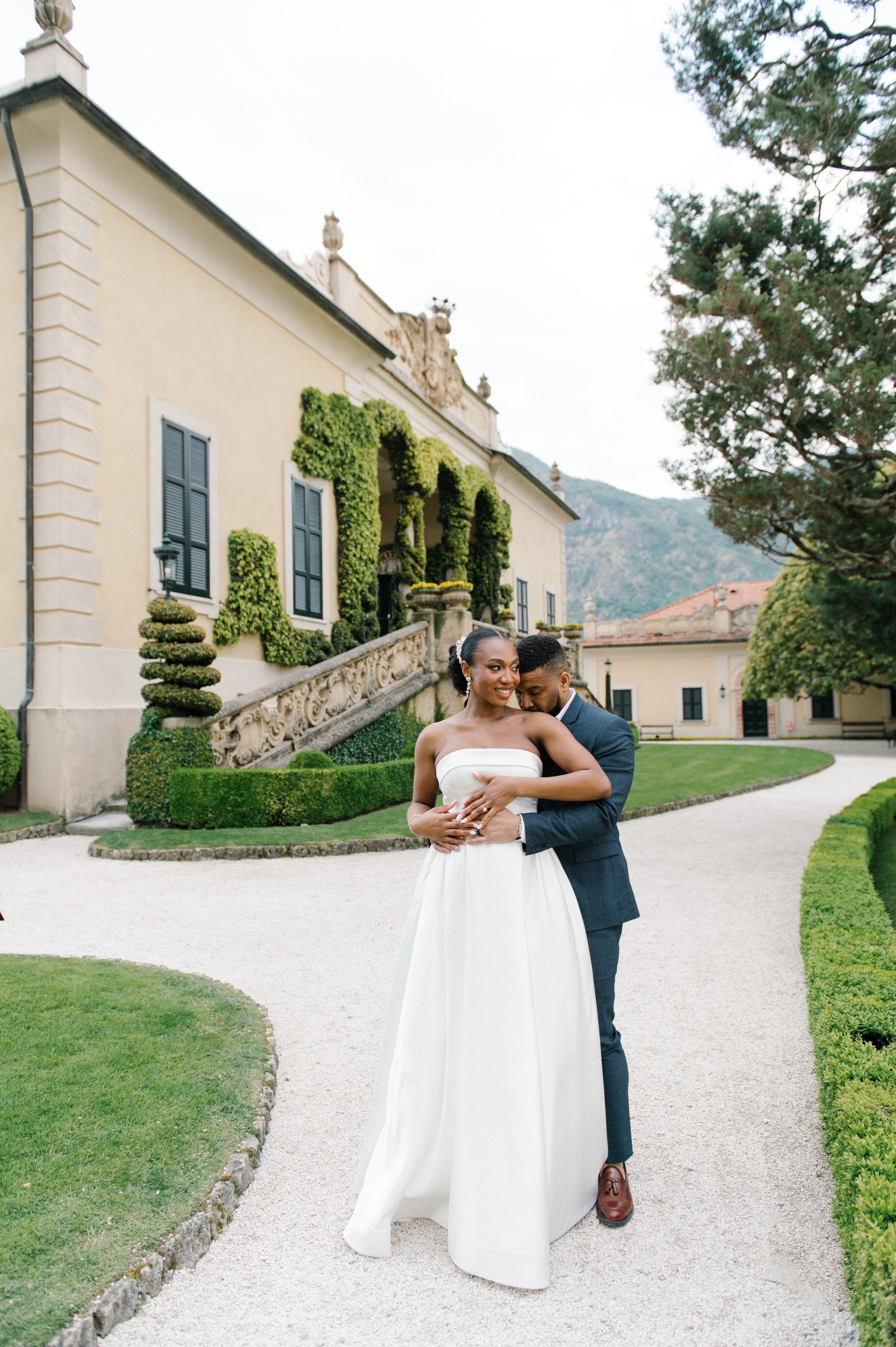 Lake Como. Lake Como Photographer — Proposal | Wedding | Elopement