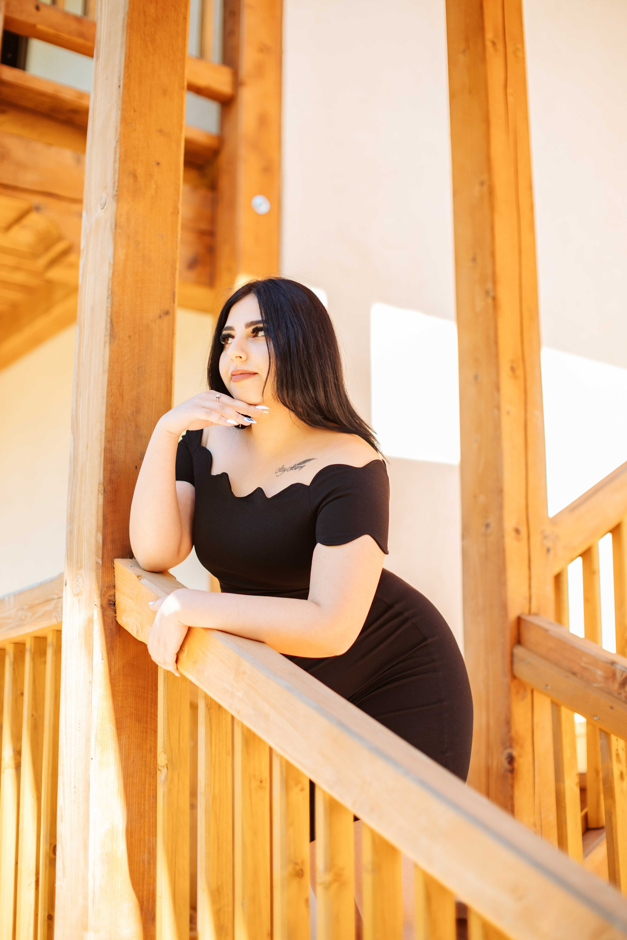 12F — Pedagogic. Contrast Studio