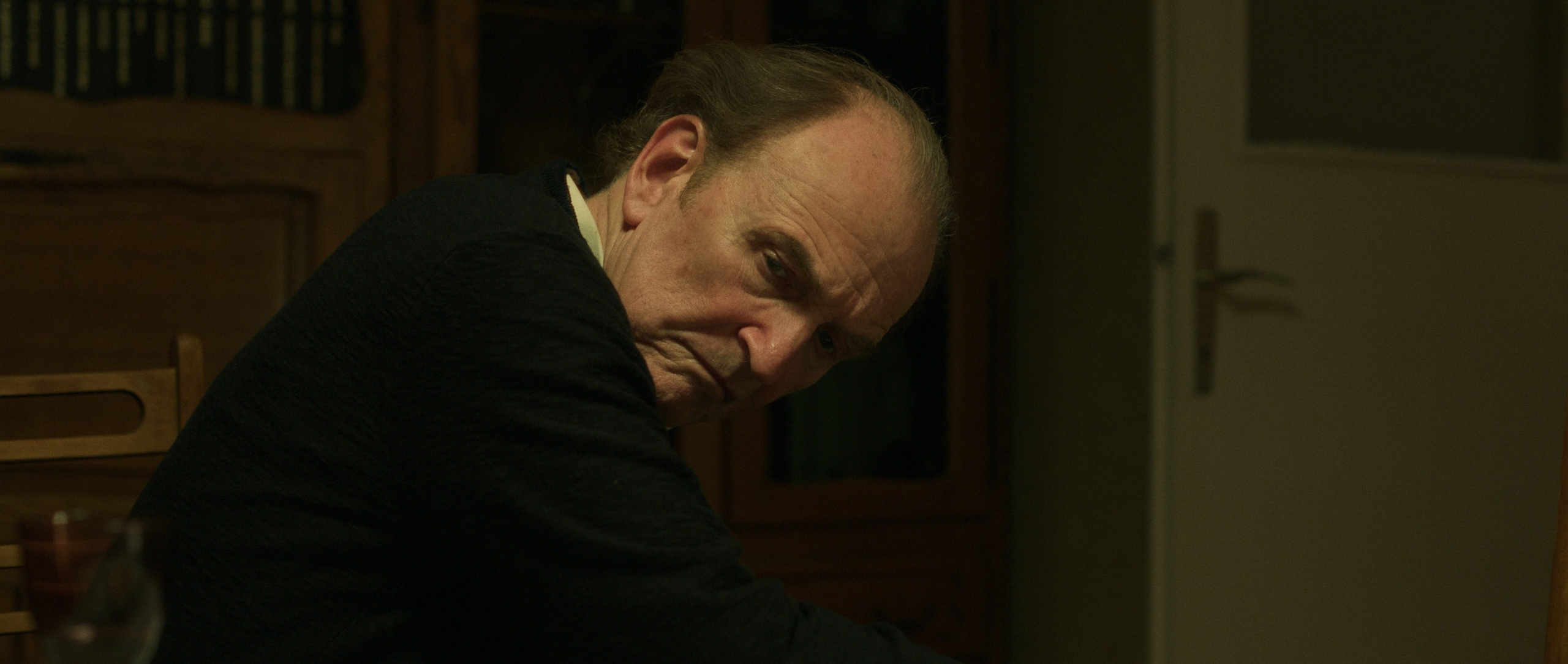 Ruski Konzul. Commercial and studio photographer in Belgrade