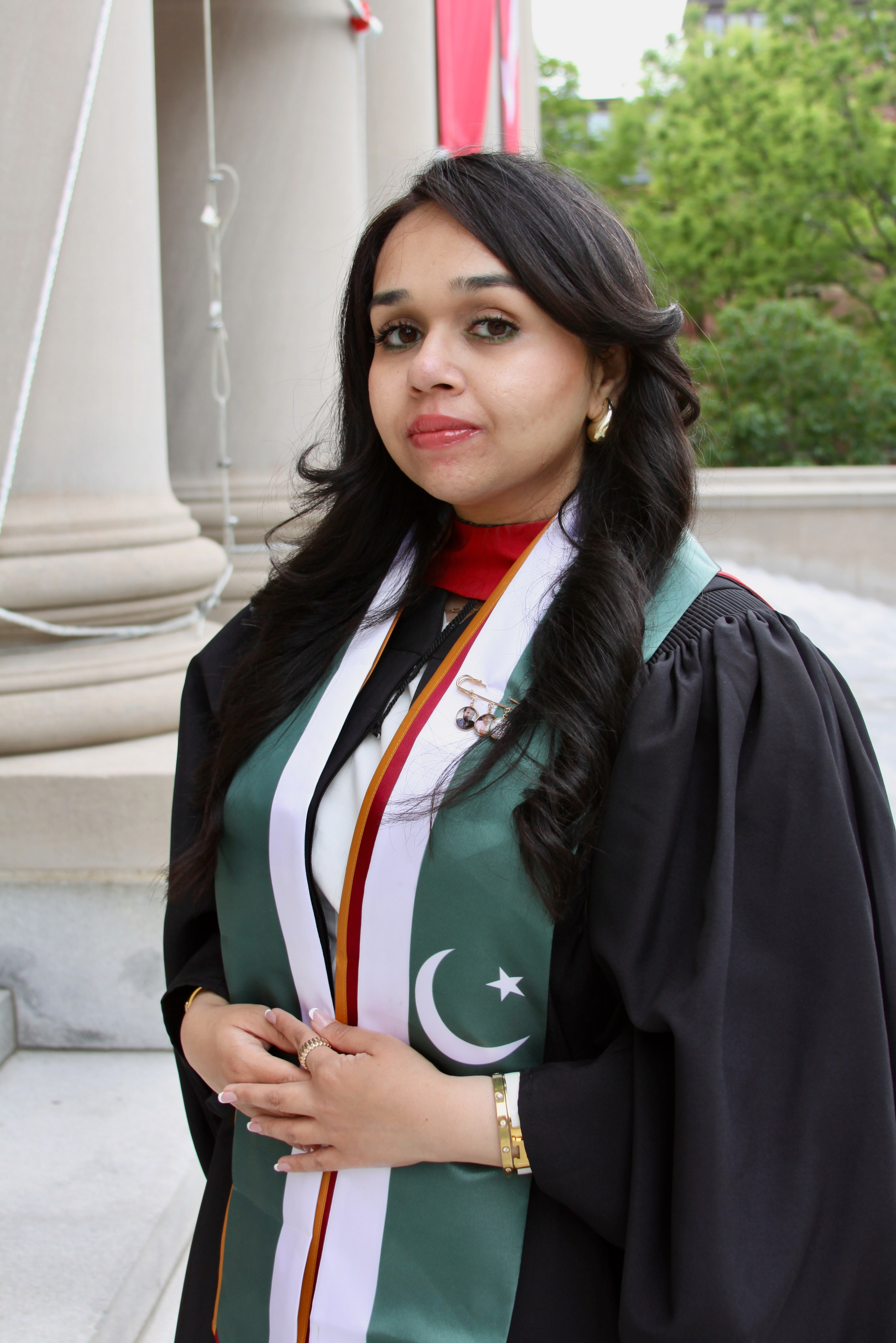 Masters graduation with Sadaf (part of group shoot). Kelly Sang, graduation and portrait photographer in Boston