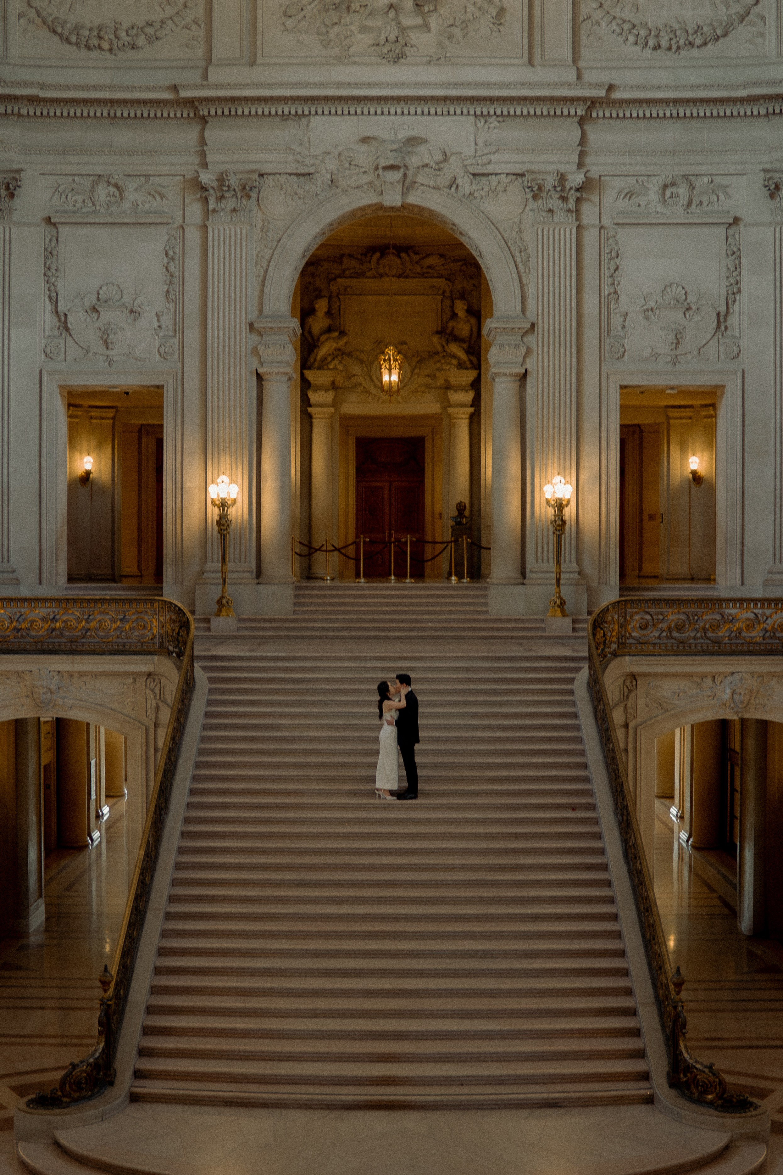 Elopement | City Hall. Sacramento & Bay Area Candid Photographer | photography_of.nadia