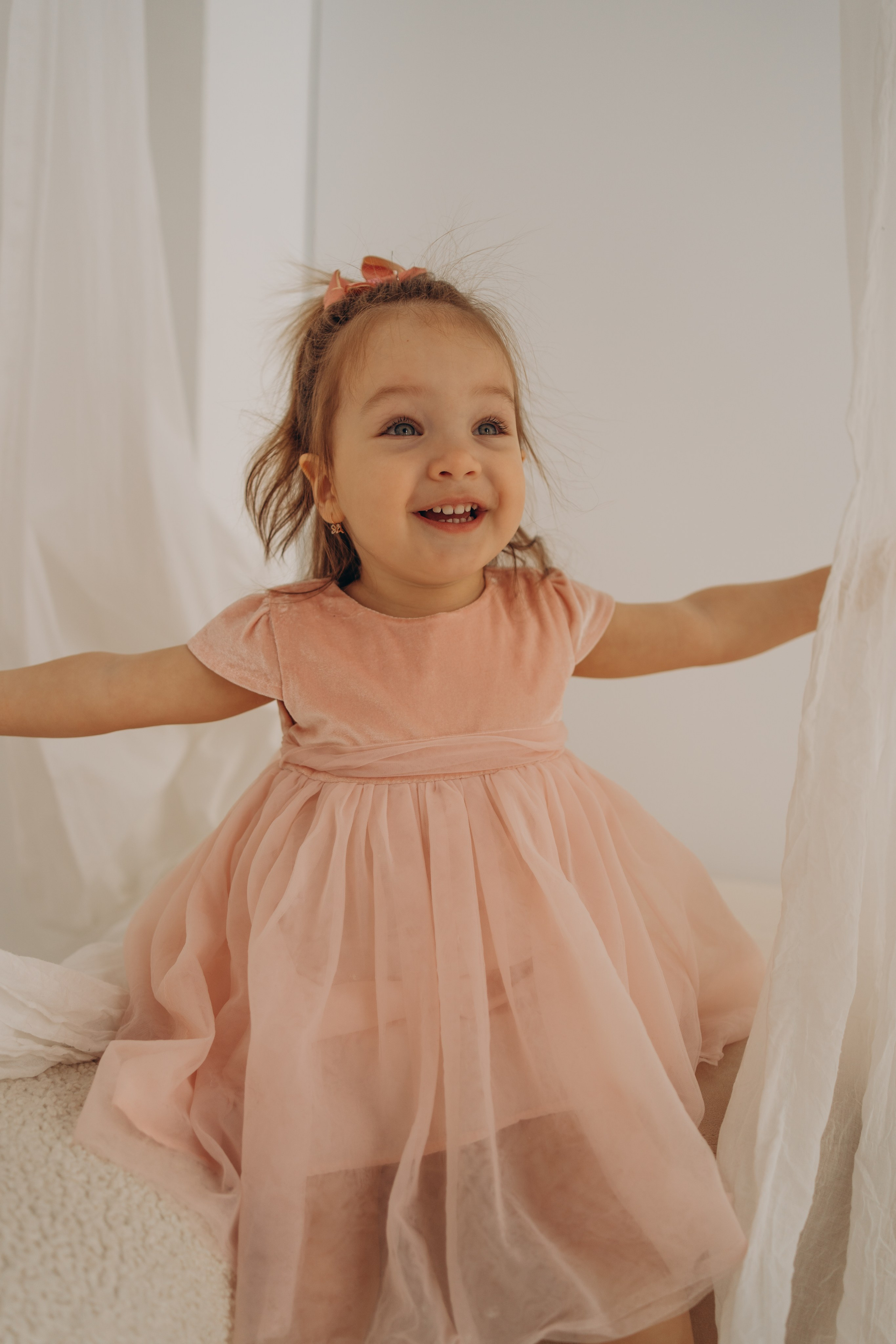 Studio — Kristina´s 2nd bday. Family photographer in Helsinki, Victoria Guadagno