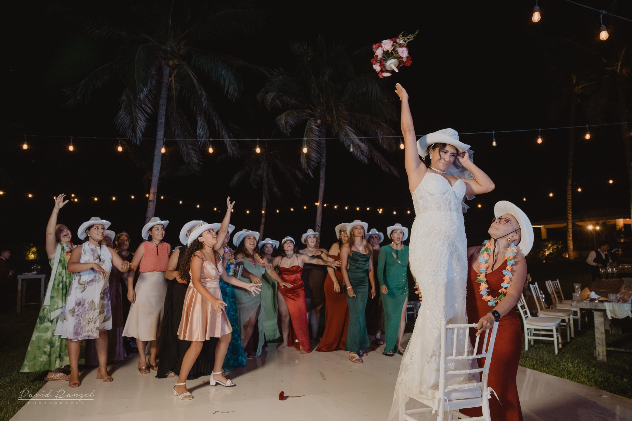 Destination Wedding in the Riviera Maya. Destination wedding photographer based in Cancun and Riviera Maya with service worldwide