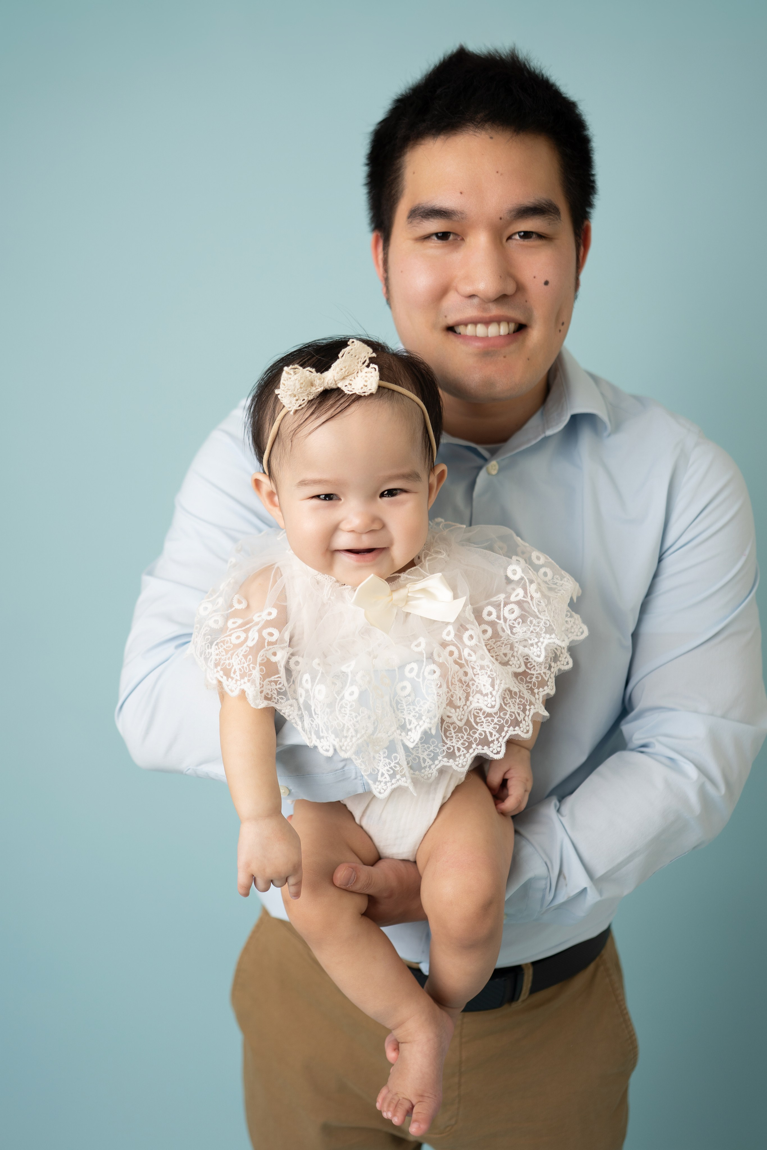 Families in studio. Maternity, family and newborn photography in San Francisco Bay Area