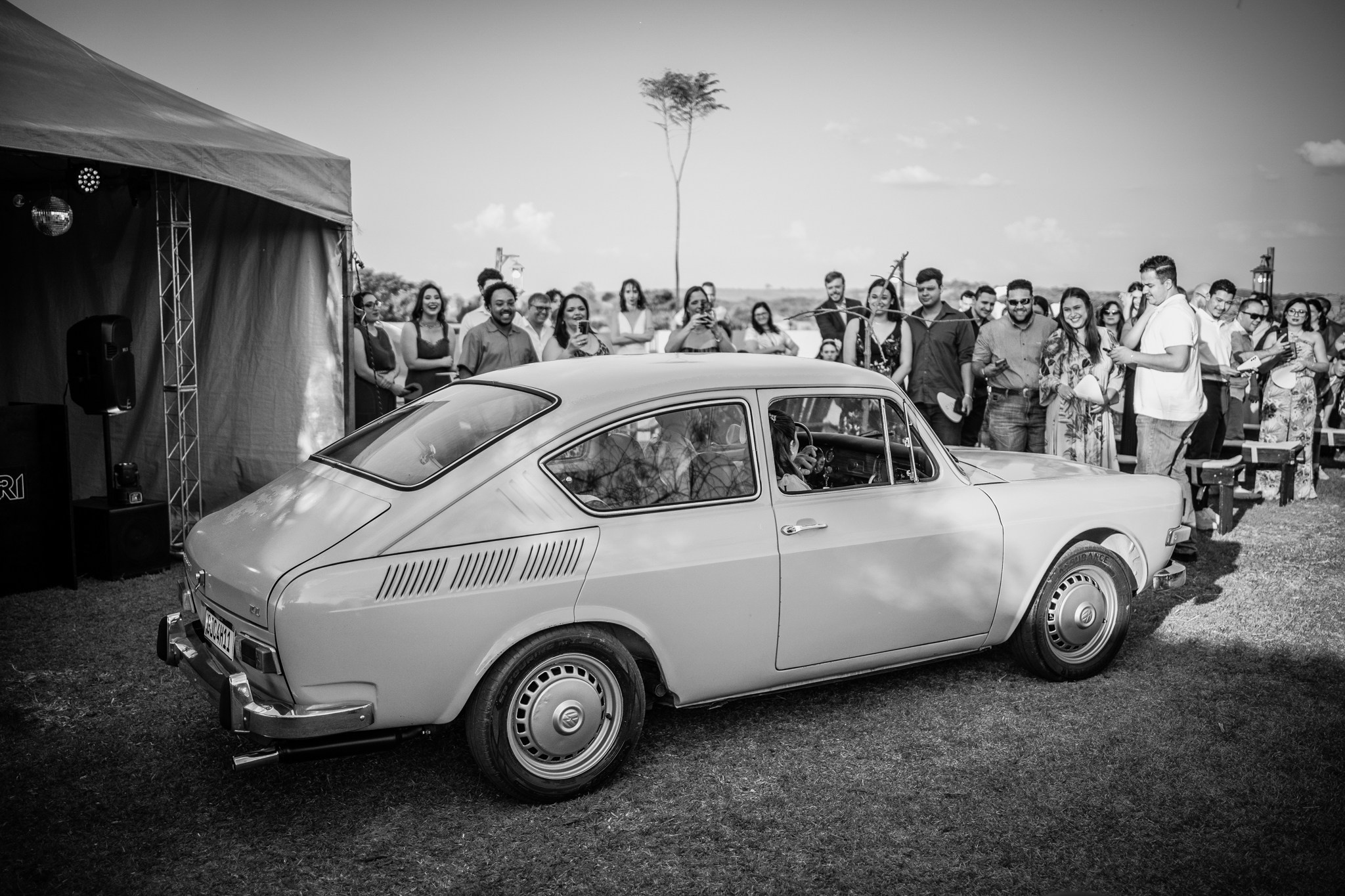Livia & Fernando — Chácara Esperança / Piratininga SP. Robson Colaço